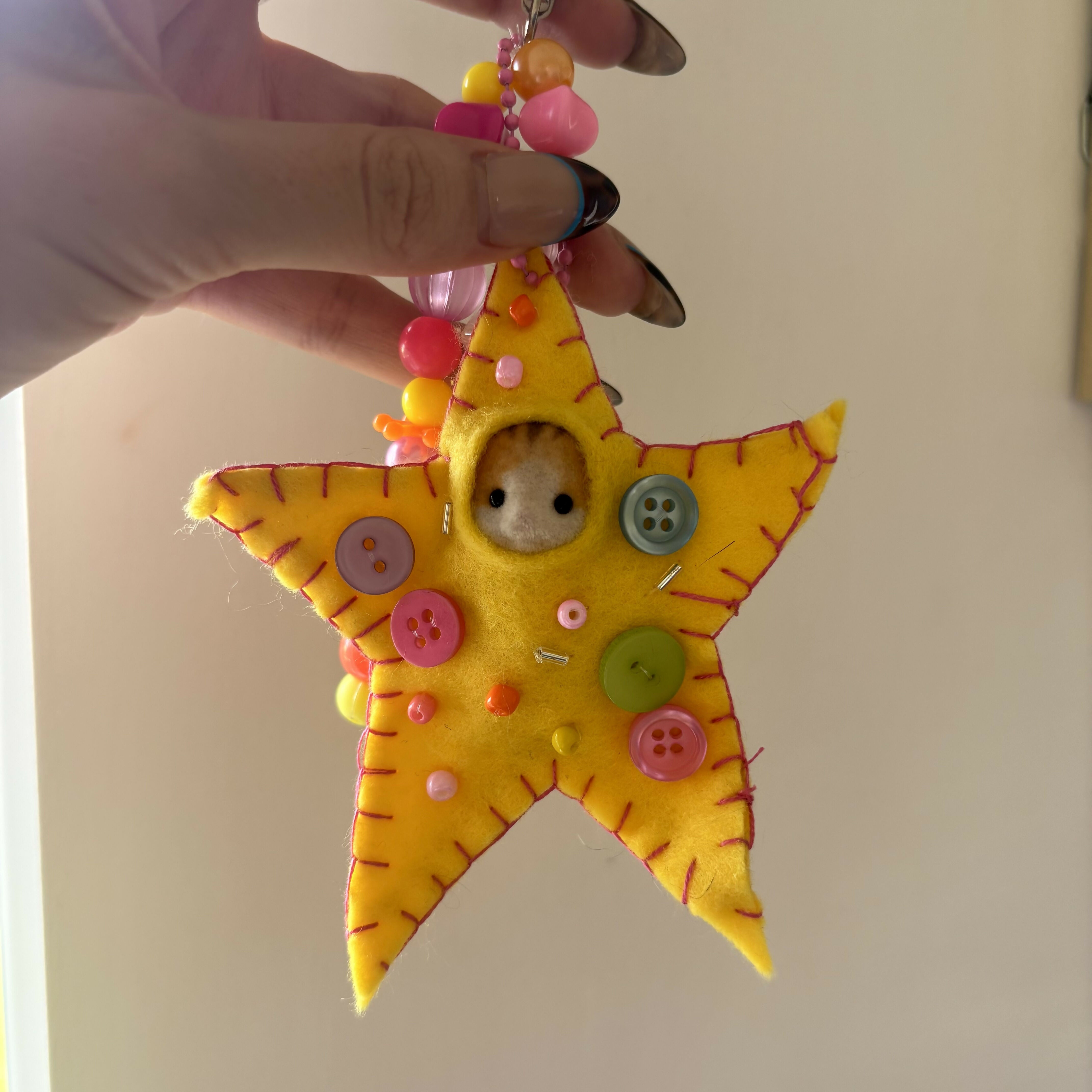 Yellow star felt Keyring