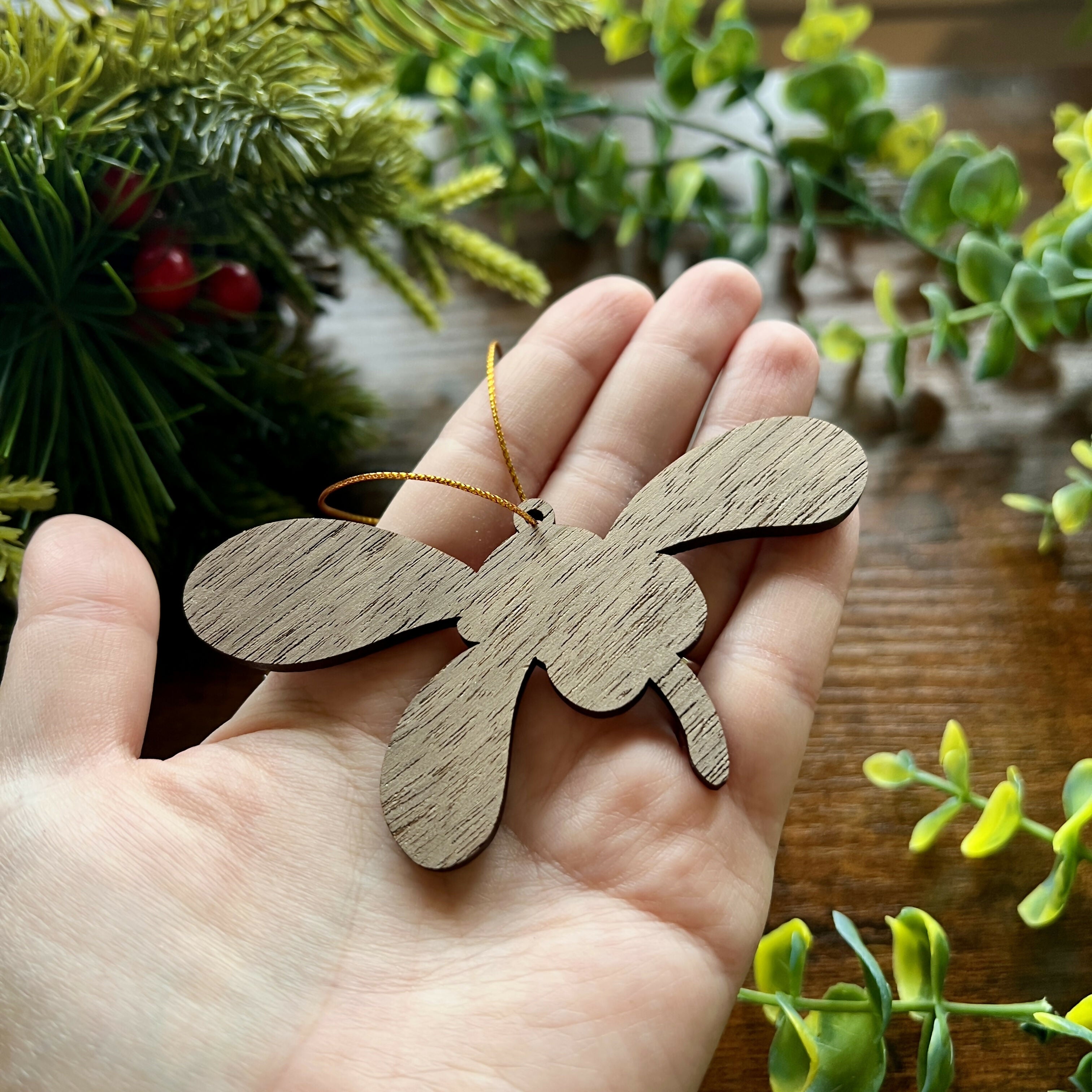 Mistletoe Berries Wooden Decoration