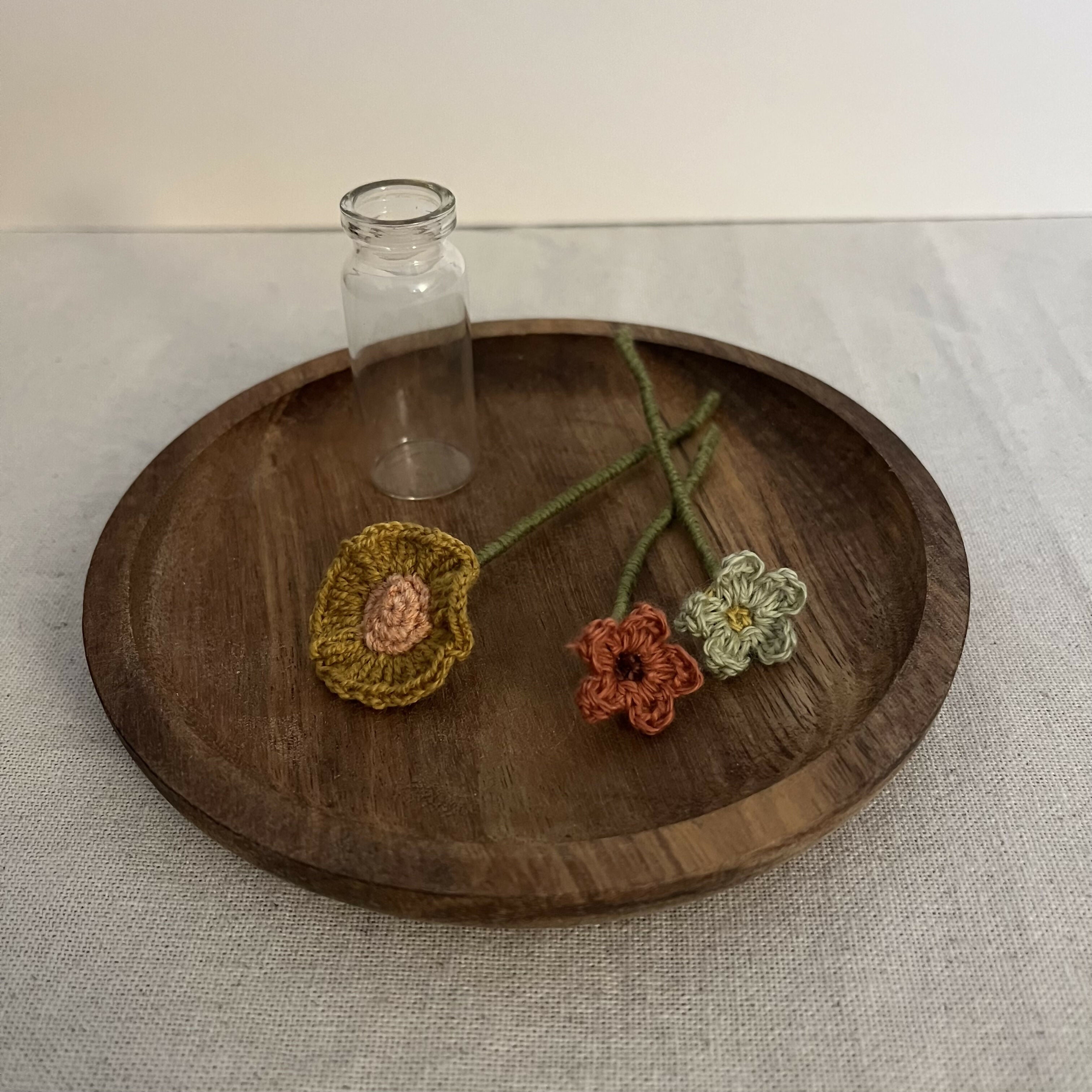 Tiny Crochet Flowers