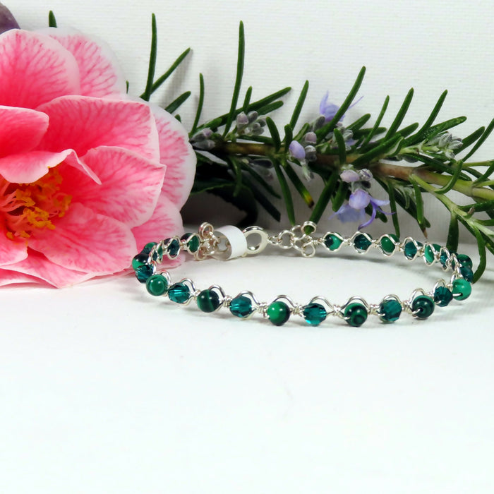 18cm Silver plated stacking bracelet with Malachite and Emerald Swarovski Rounds