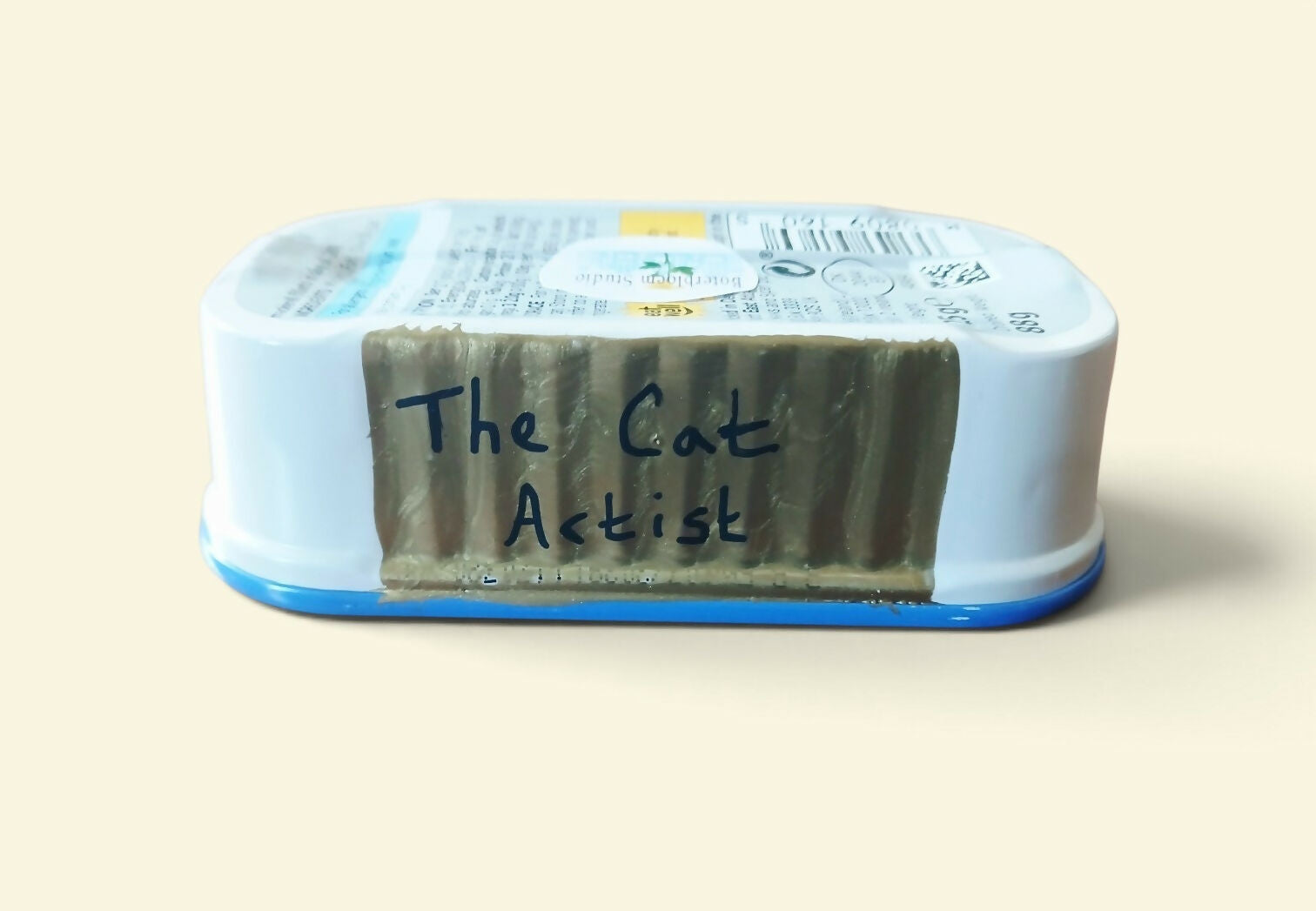 Black Cat Gallery Diorama Tin