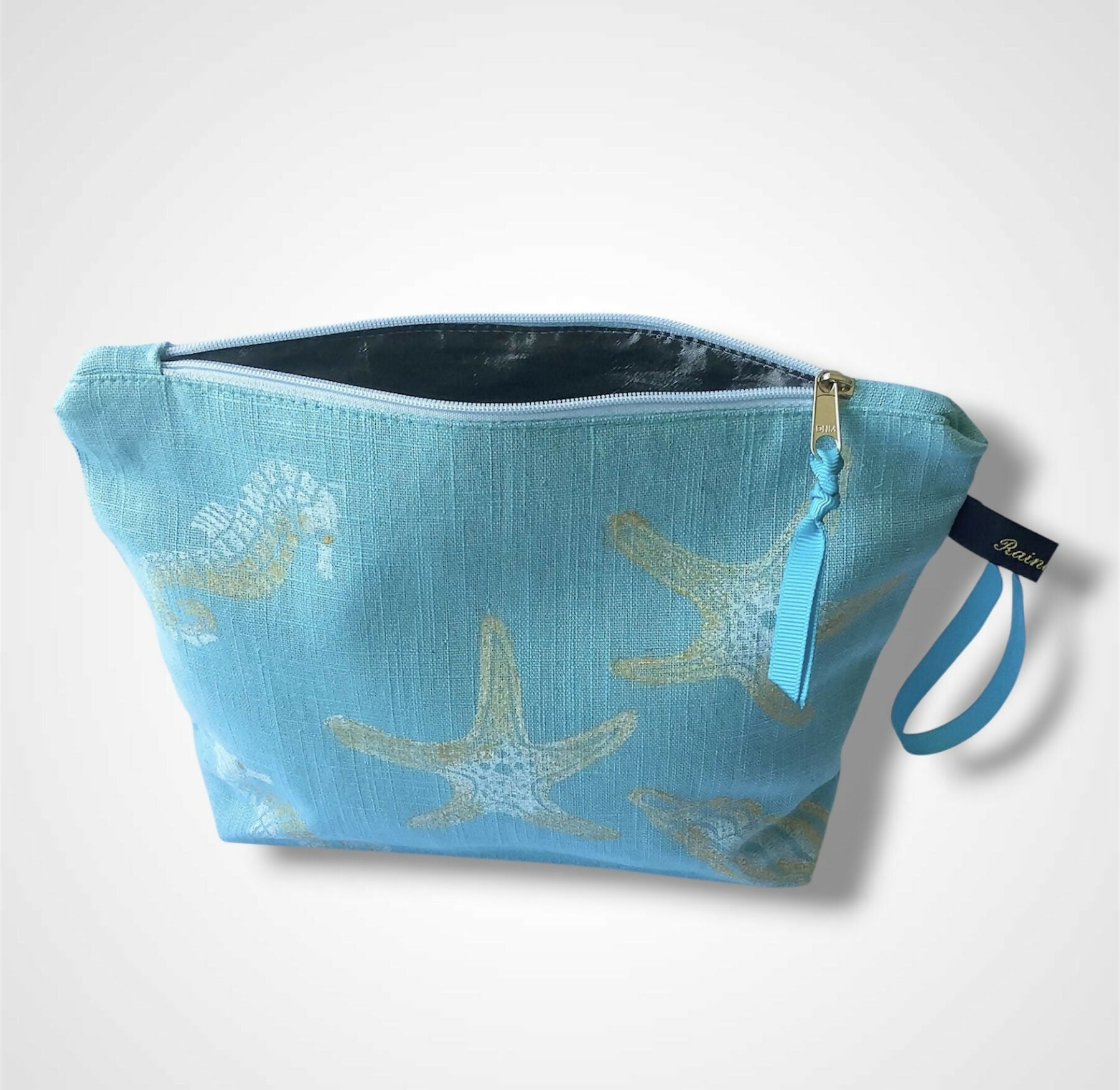 Sky Blue Sea Shells Linen Women’s Makeup Bag