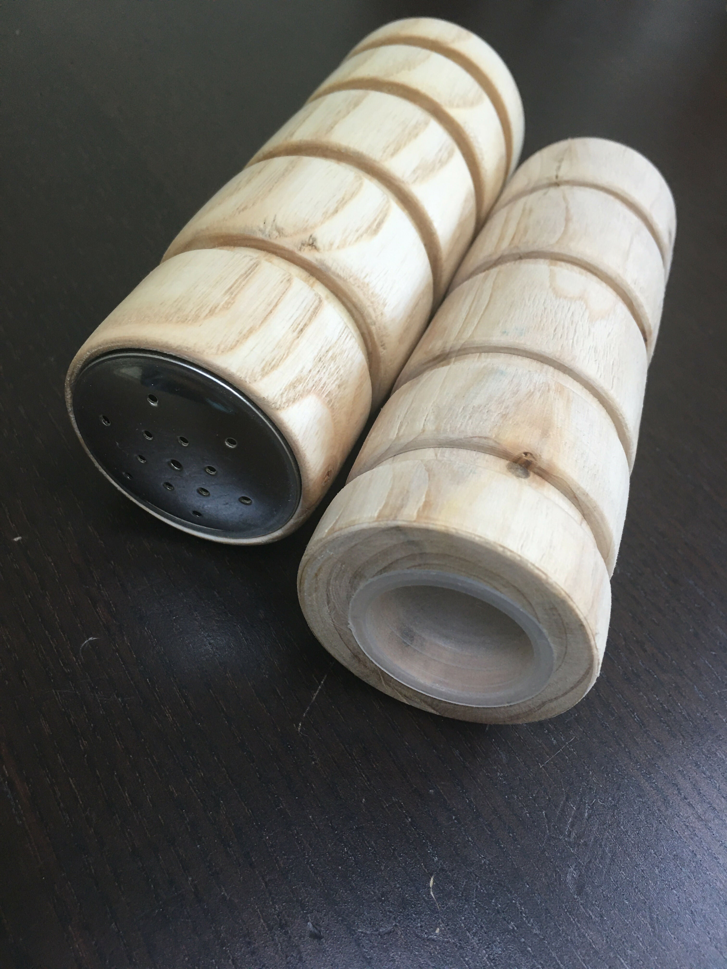 Salt and Pepper Shakers (Tall)