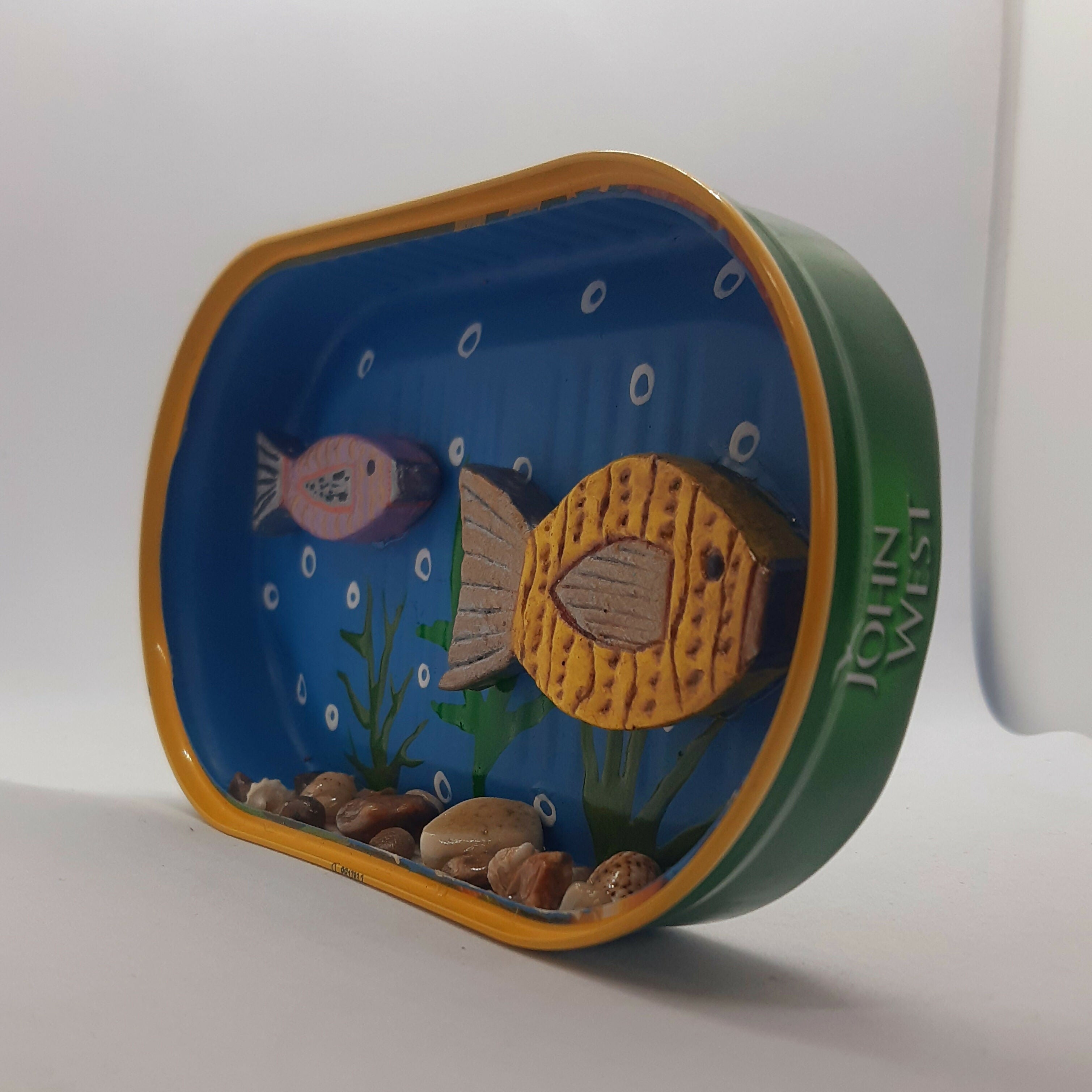 Clay Fish Painted Tin Desk Pet/Buddy