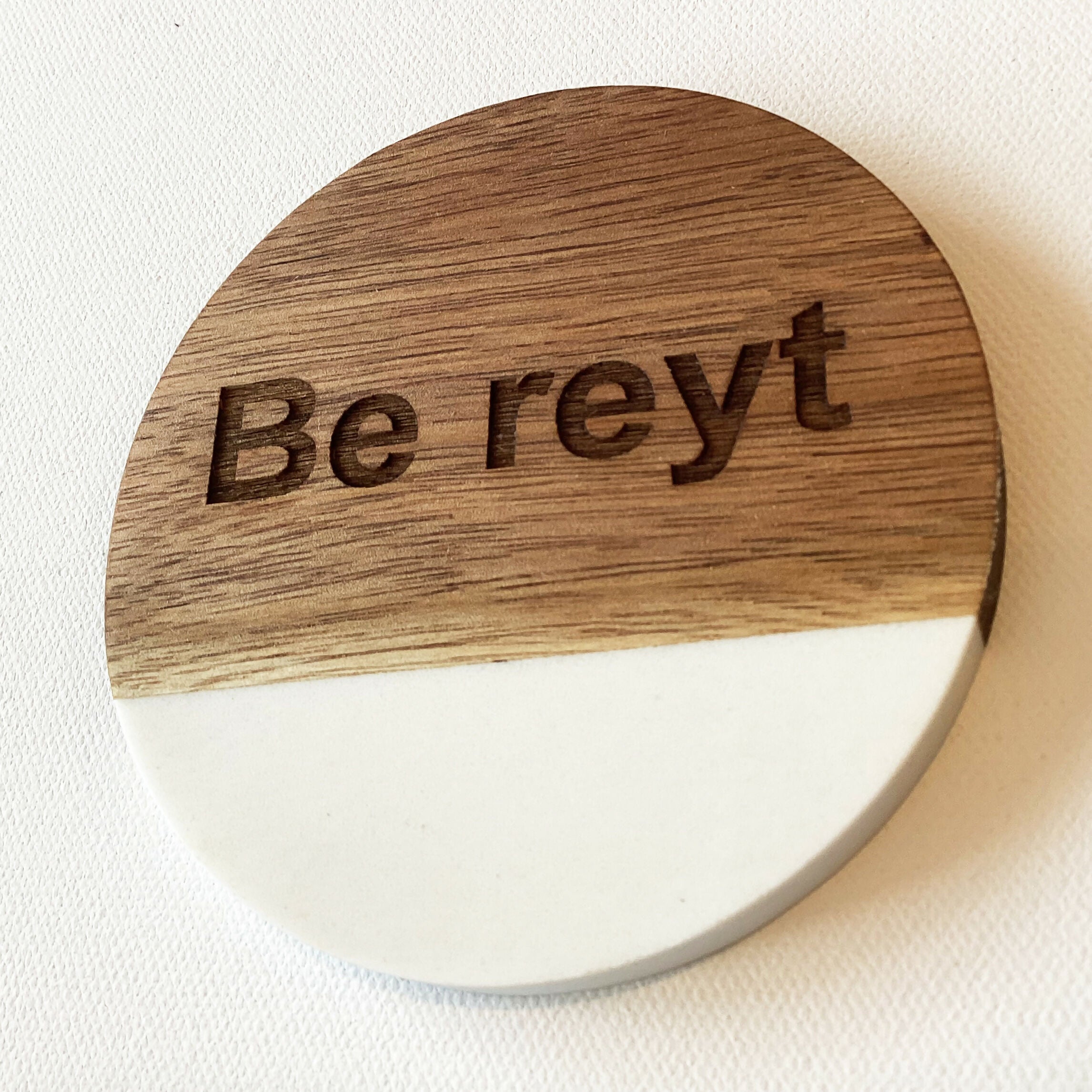 Engraved Marble and Acacia Wood Coaster - Yorkshire Saying - Be Reyt