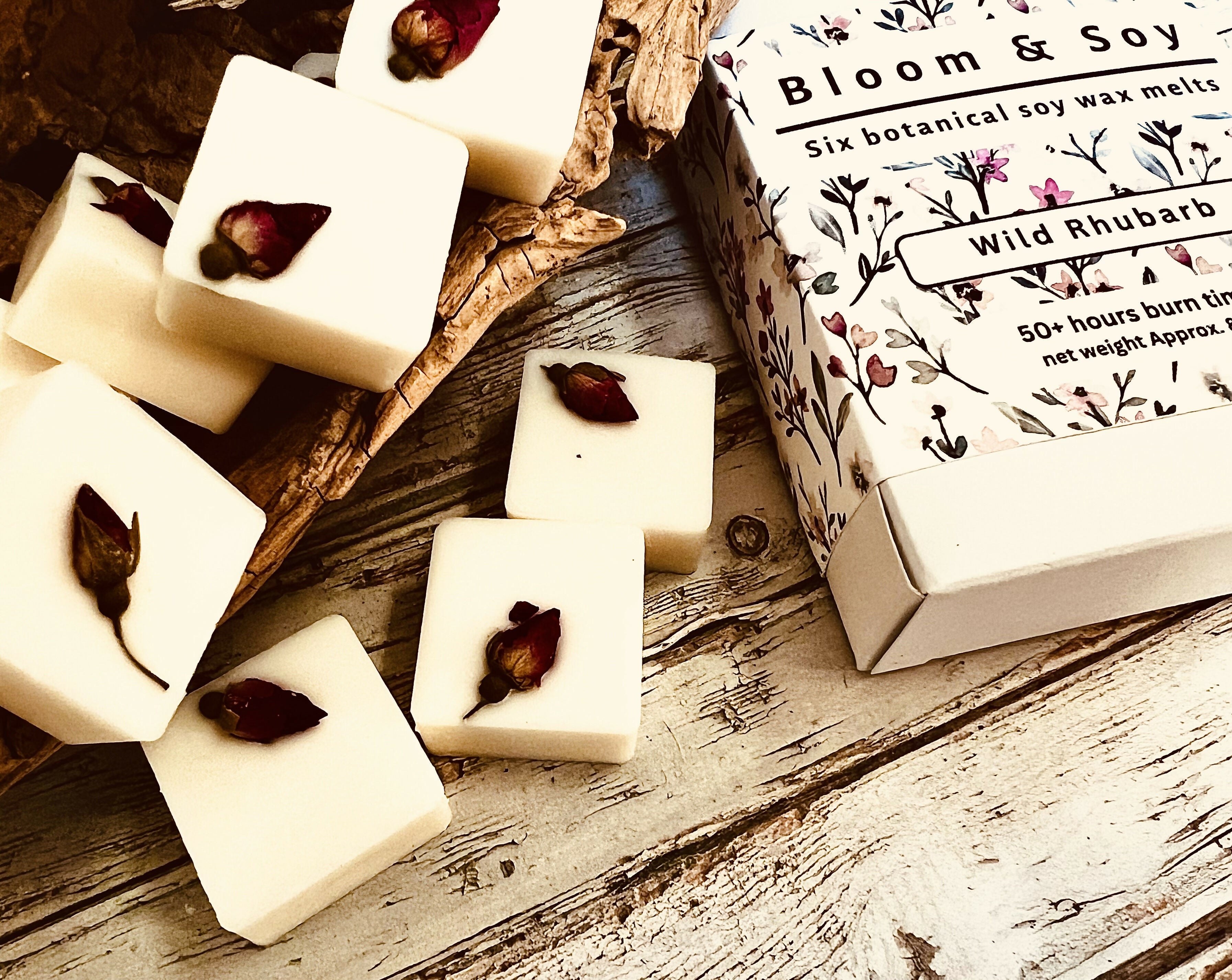 SIX BOTANICAL SOY WAX MELTS IN GIFT BOX