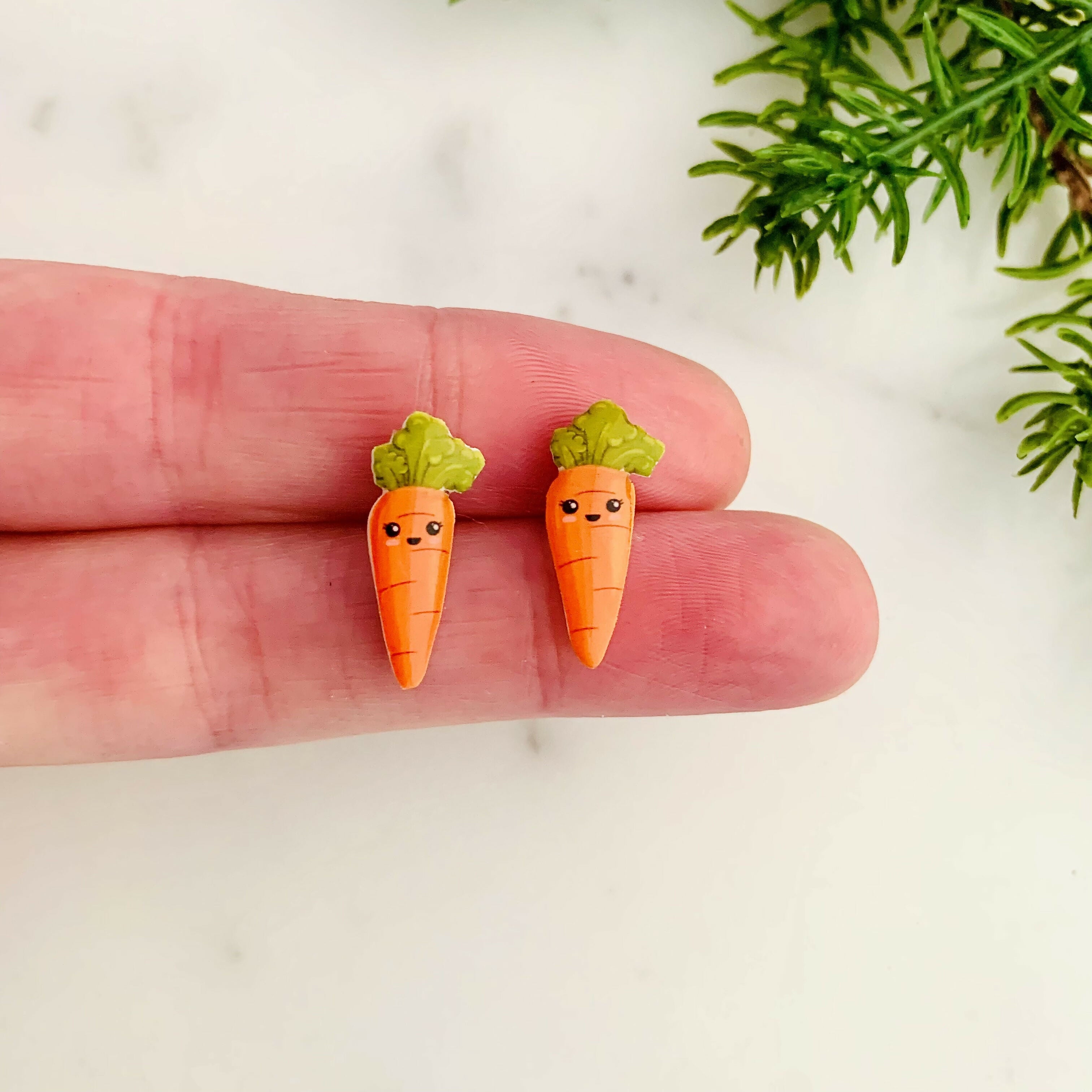 Happy Carrot Stud Earrings