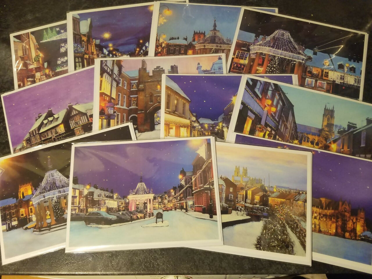 Pack of 10 assorted "Beverley At Christmas" cards