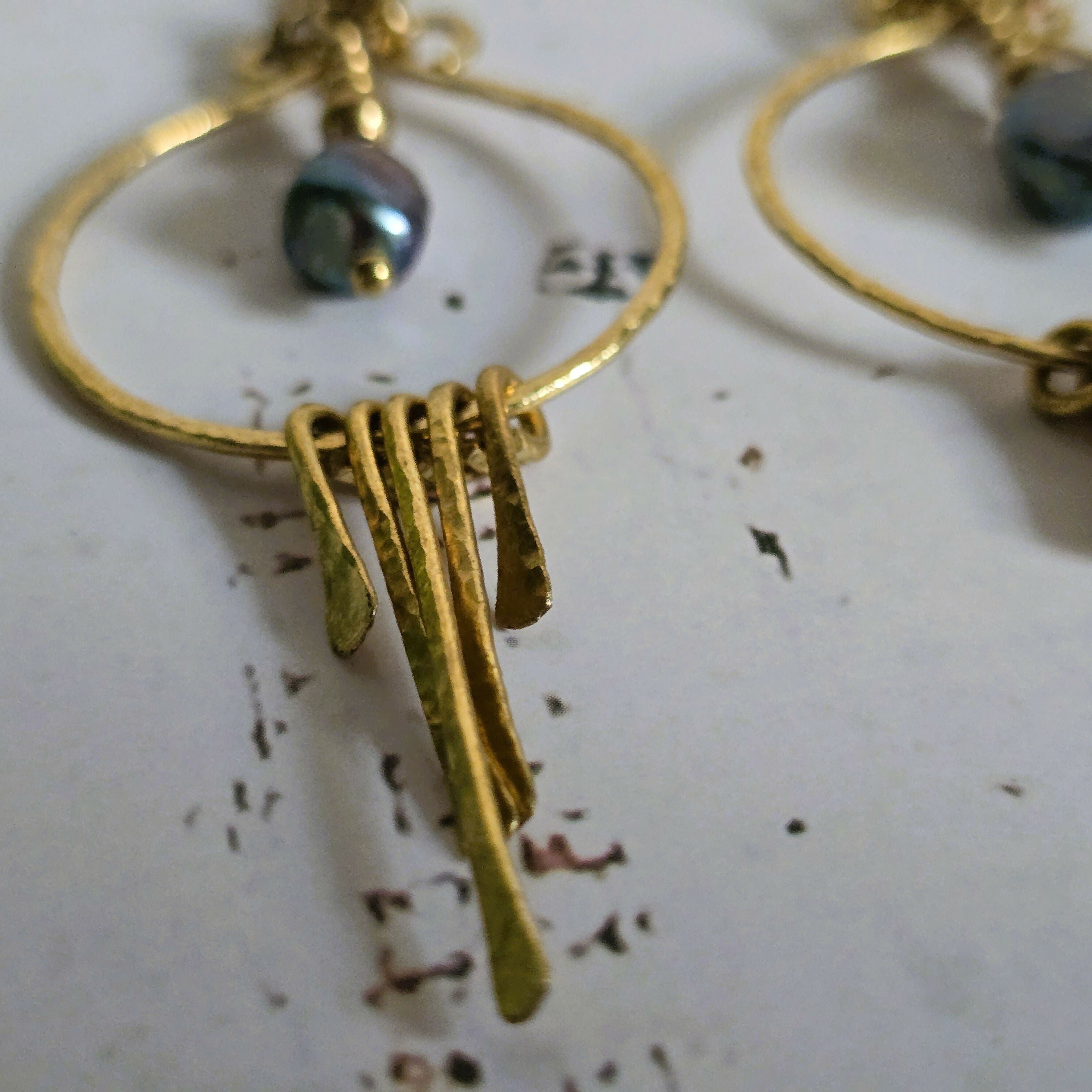 Black Pearl Gold Wire Earrings; Freshwater Baroque Natural Pearl Hammered Brass wire Hoop Dangly Earrings