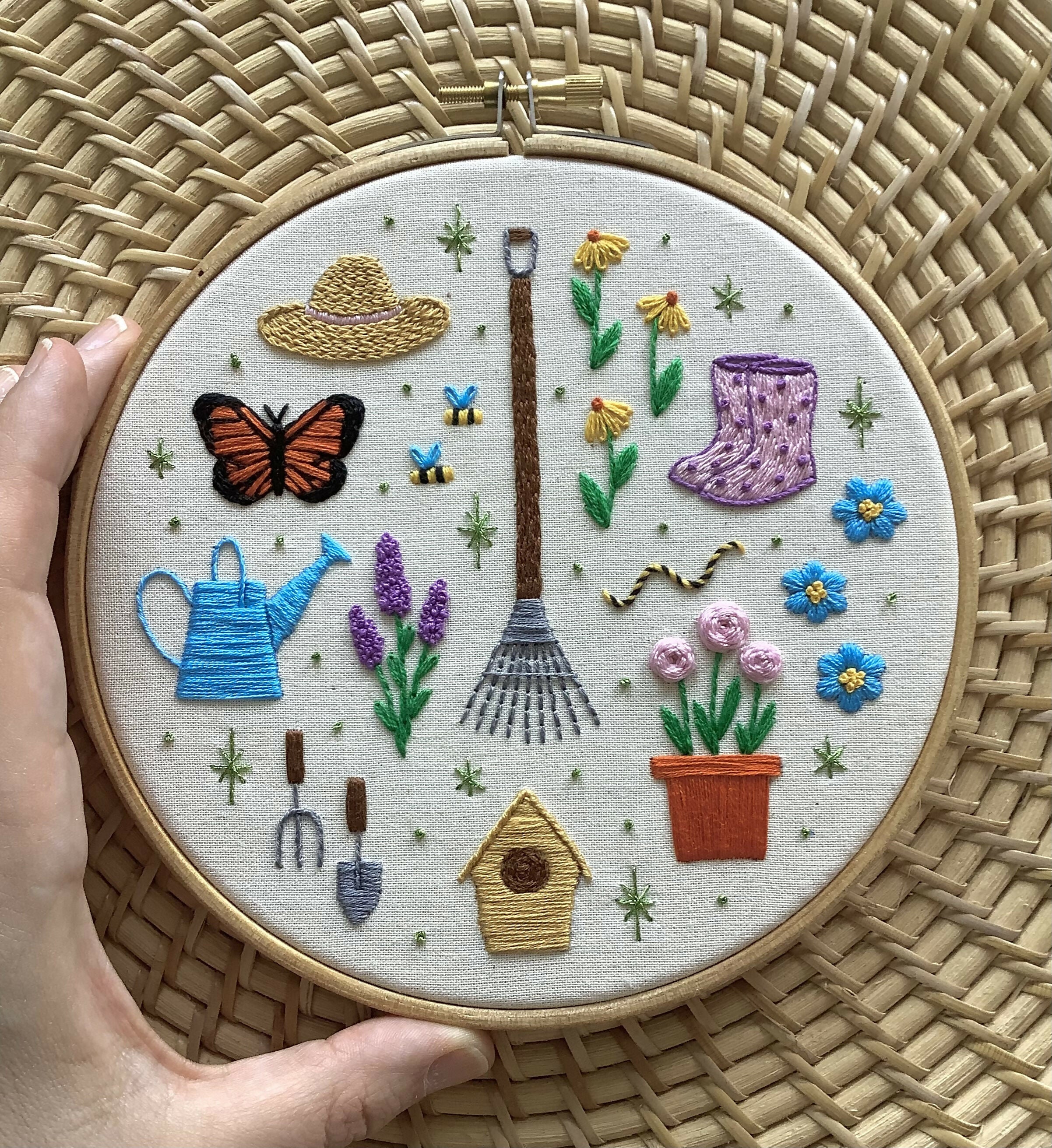 Preprinted Embroidery Pattern For Beginners - Flower Garden