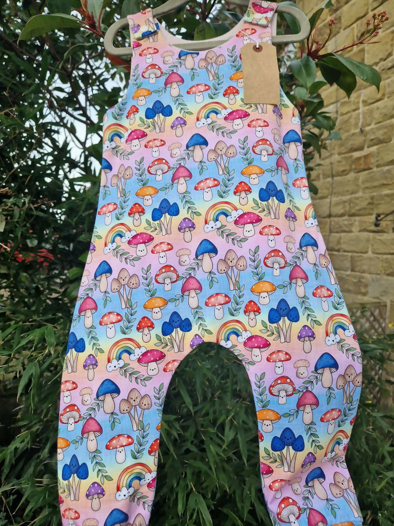 MUSHROOMS ROMPER