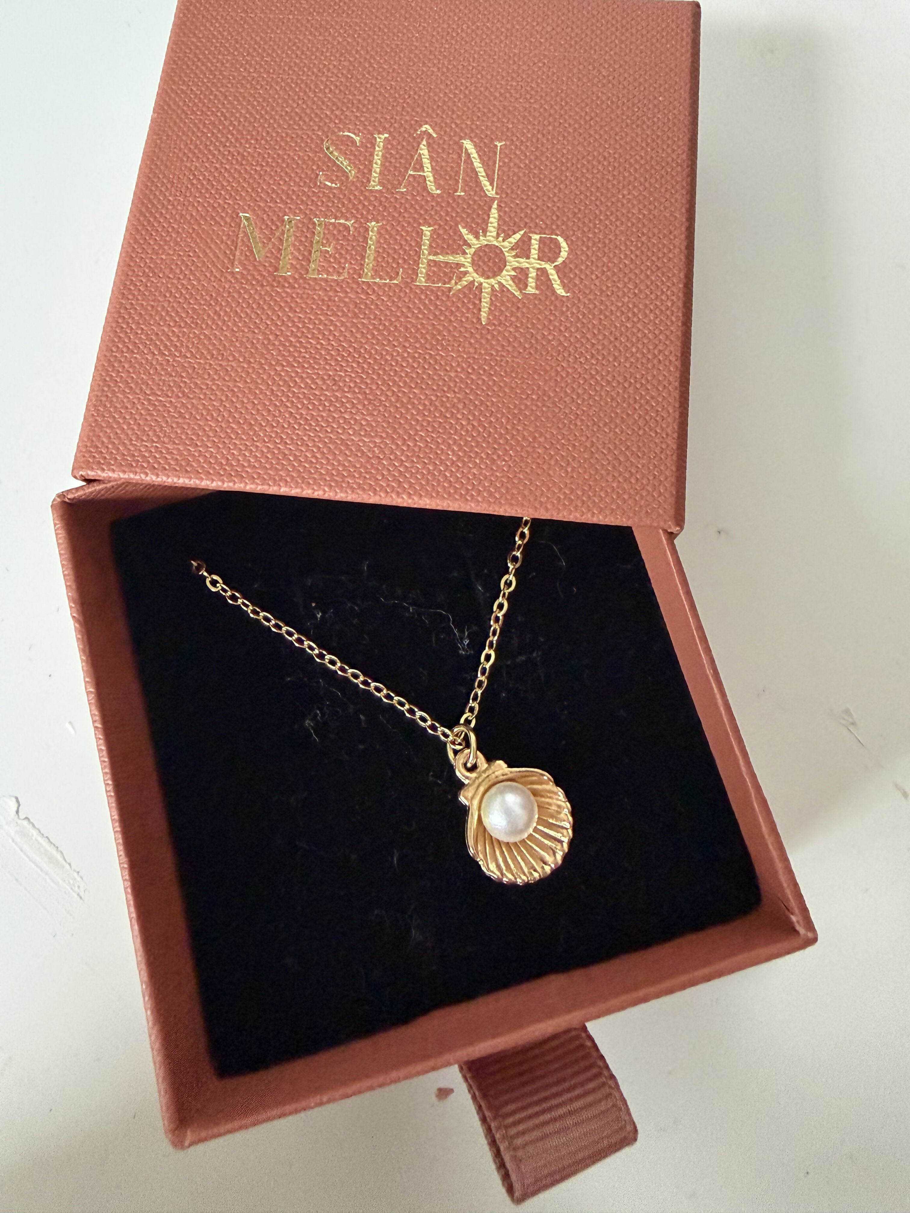 Shell and Pearl Necklace