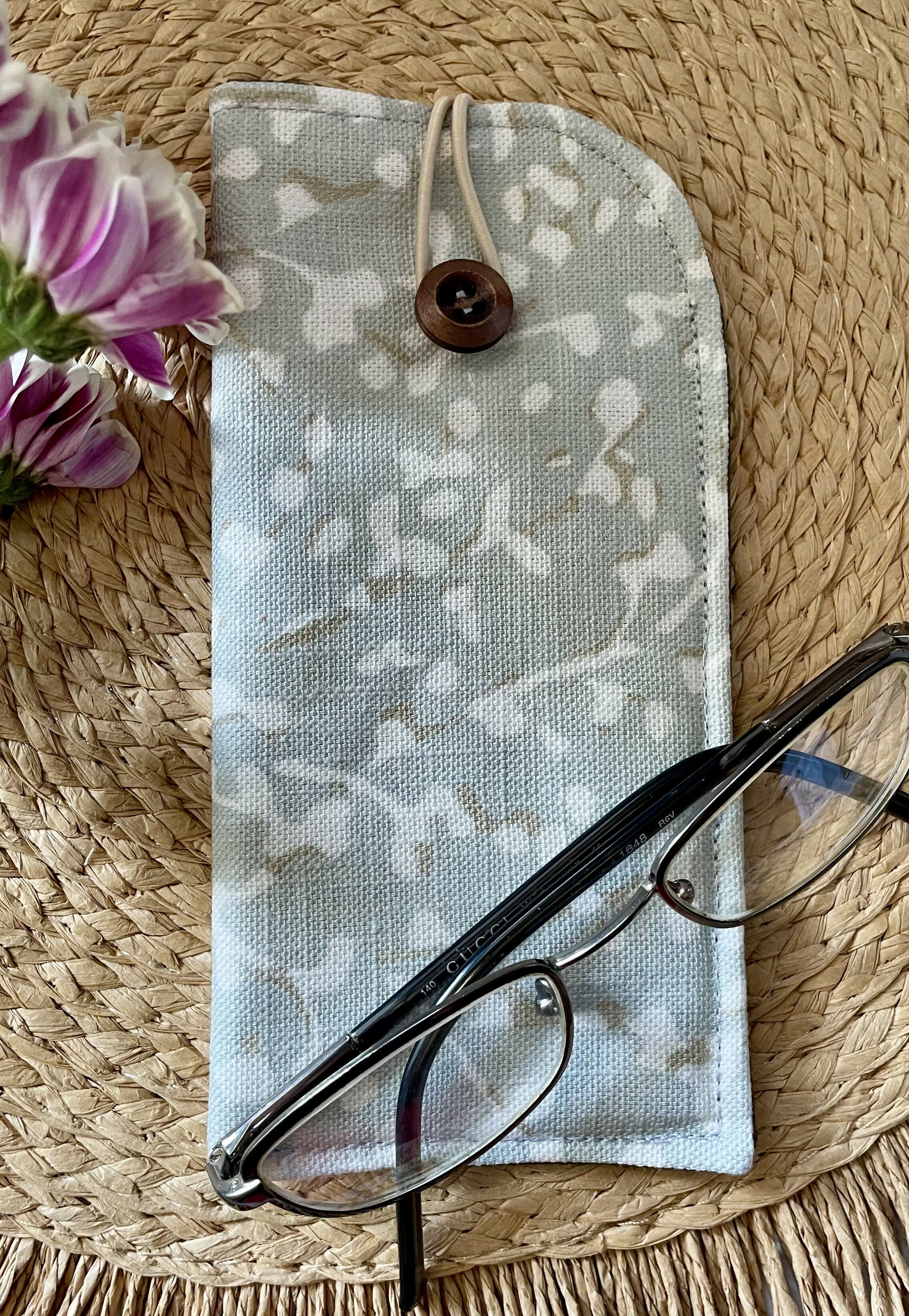 White Stem Flowers Glasses Case