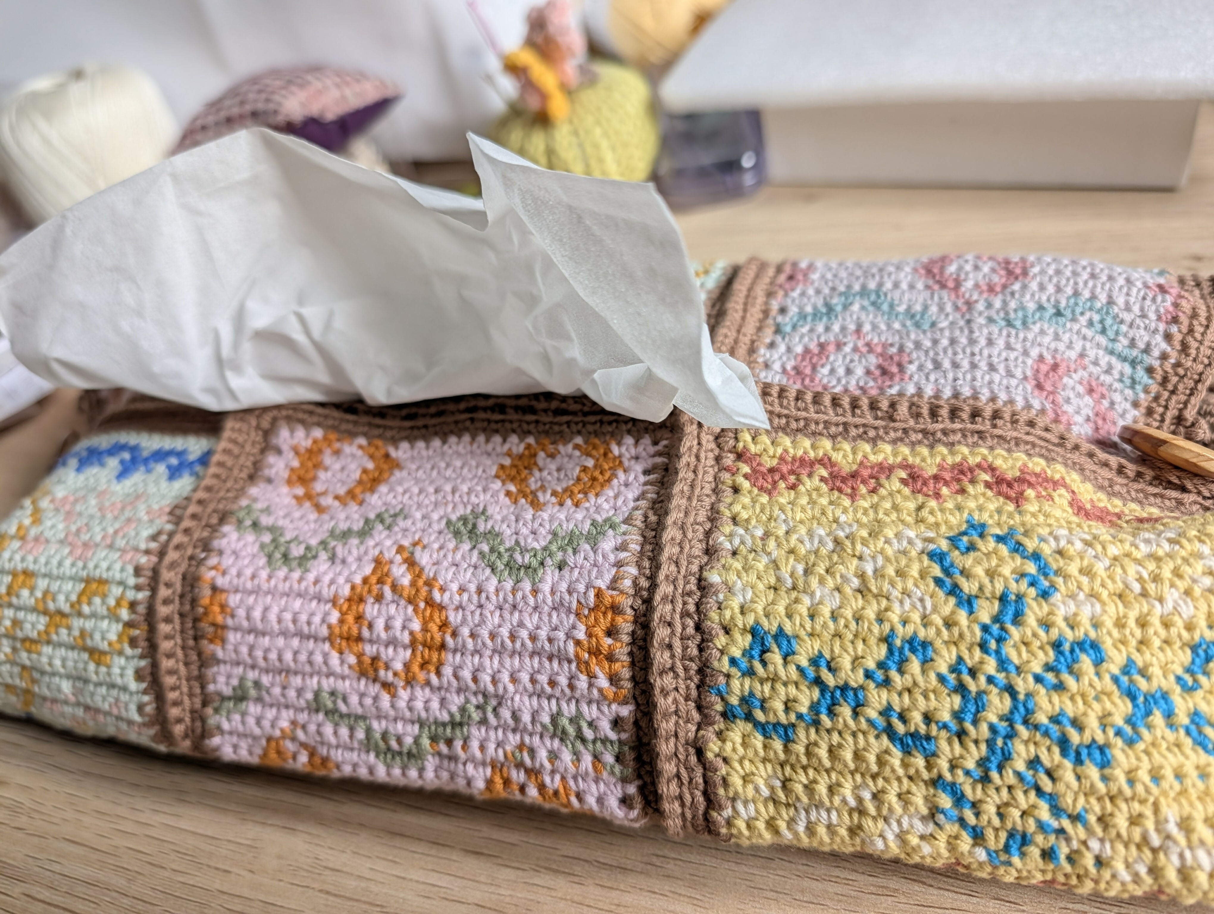 Patchwork Box Tissue Cover ROSE (Small)
