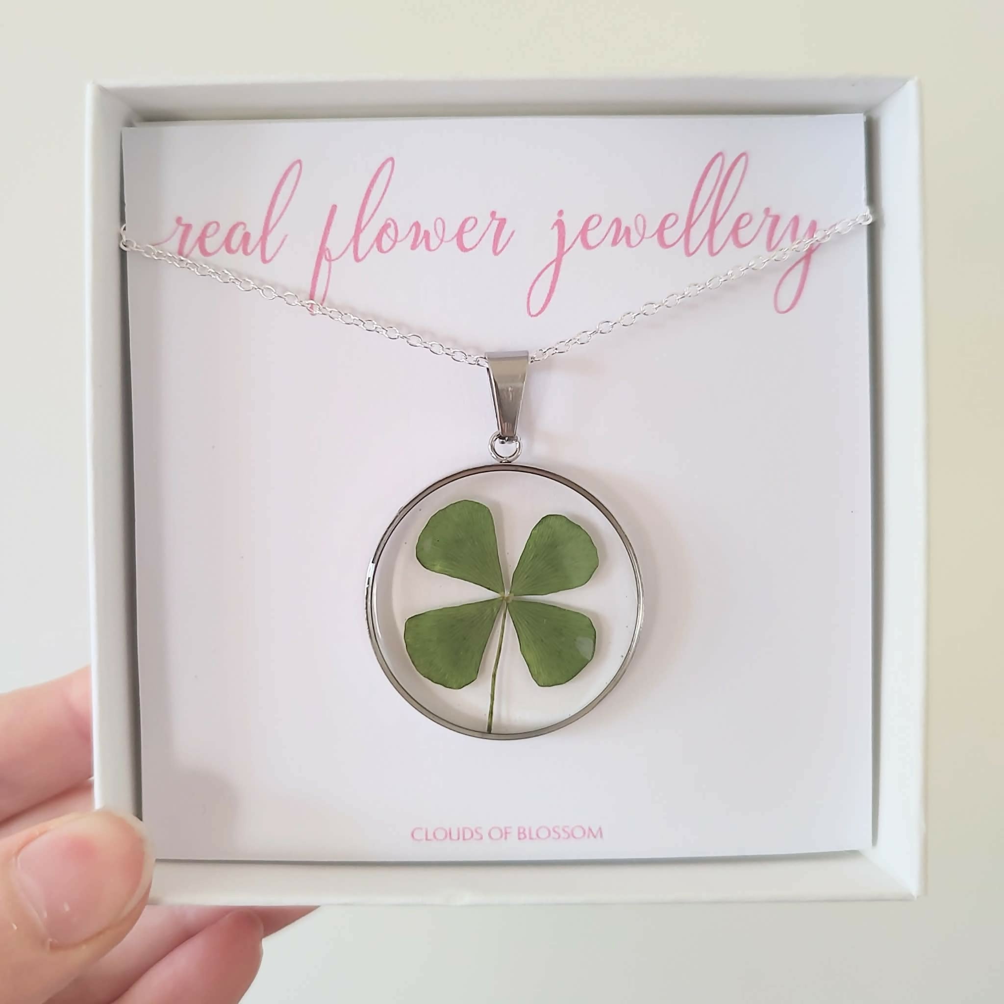 Four Leaf Clover Circle Necklace Stainless Steel