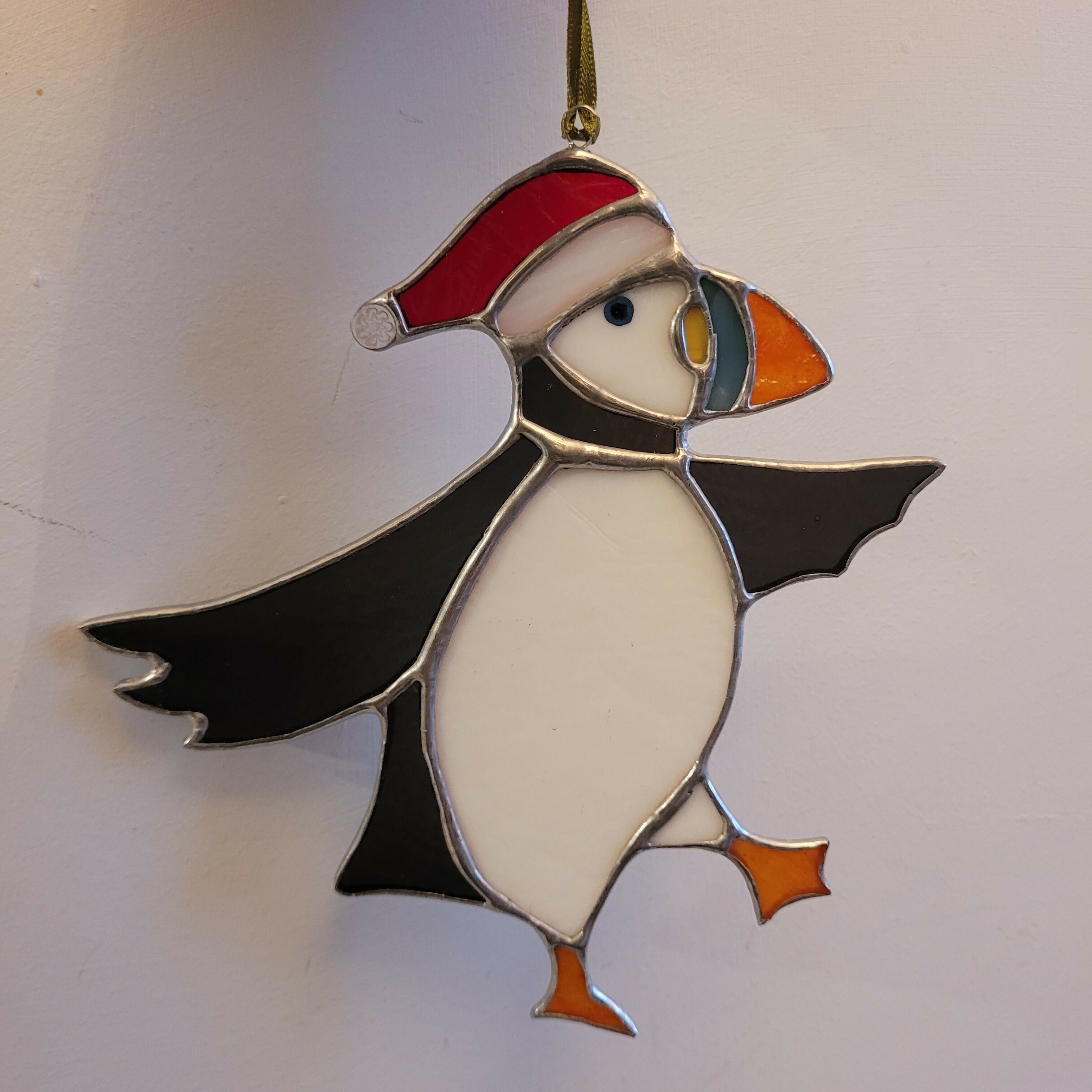 Glass Christmas Dancing Puffin