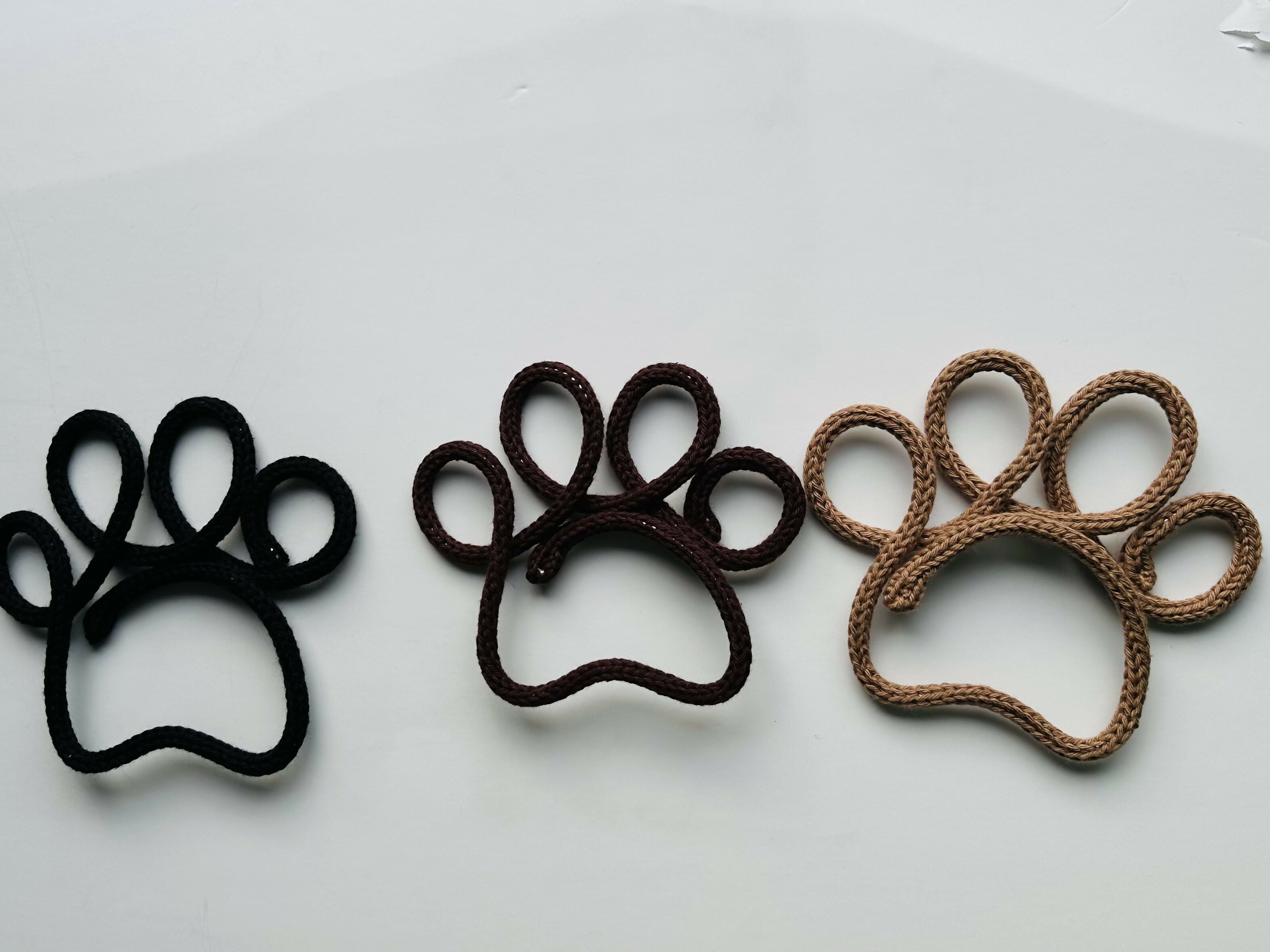 Paw Print Wire Decoration