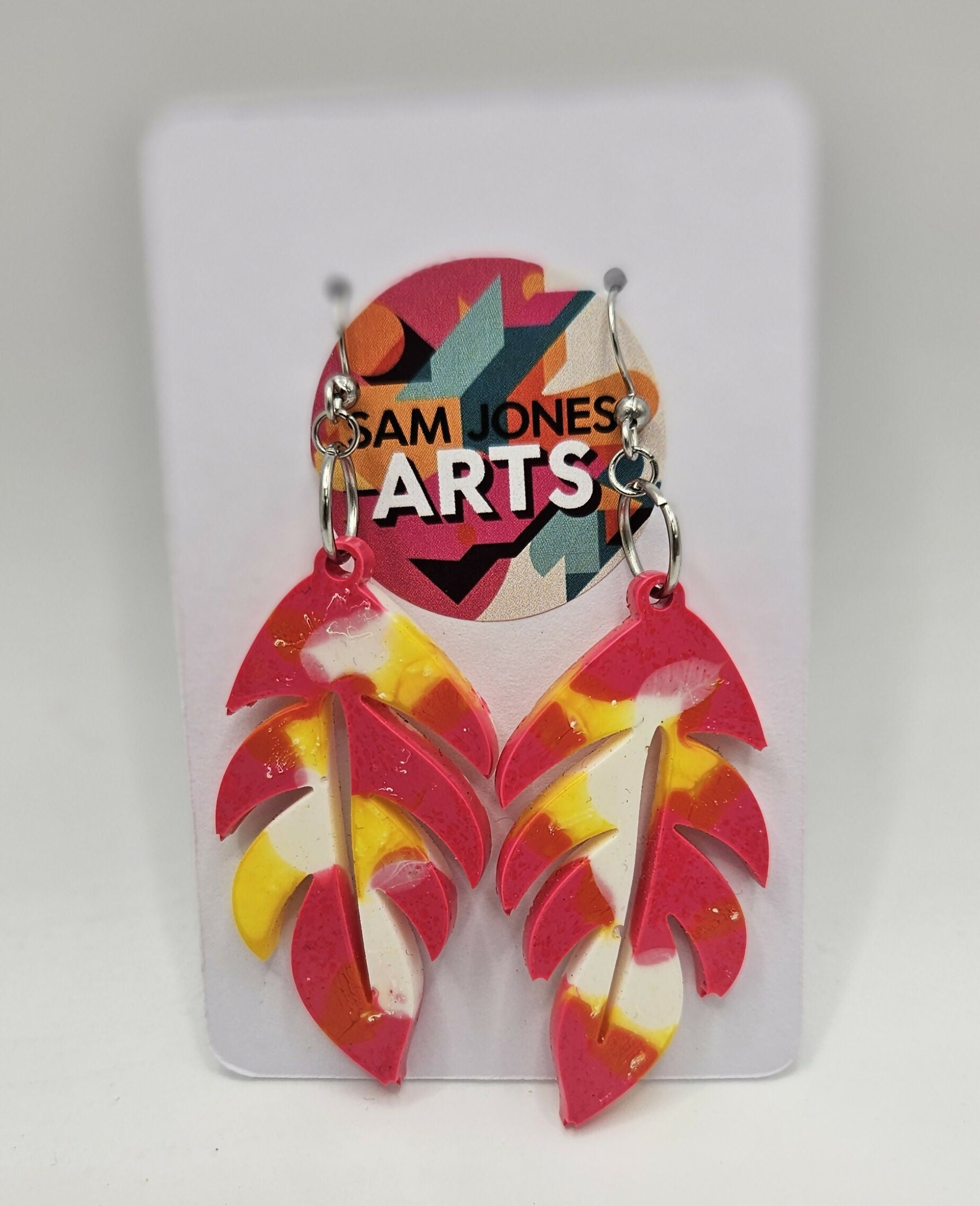 FUN, CONTEMPORARY RESIN FEATHER LEAF EARRINGS