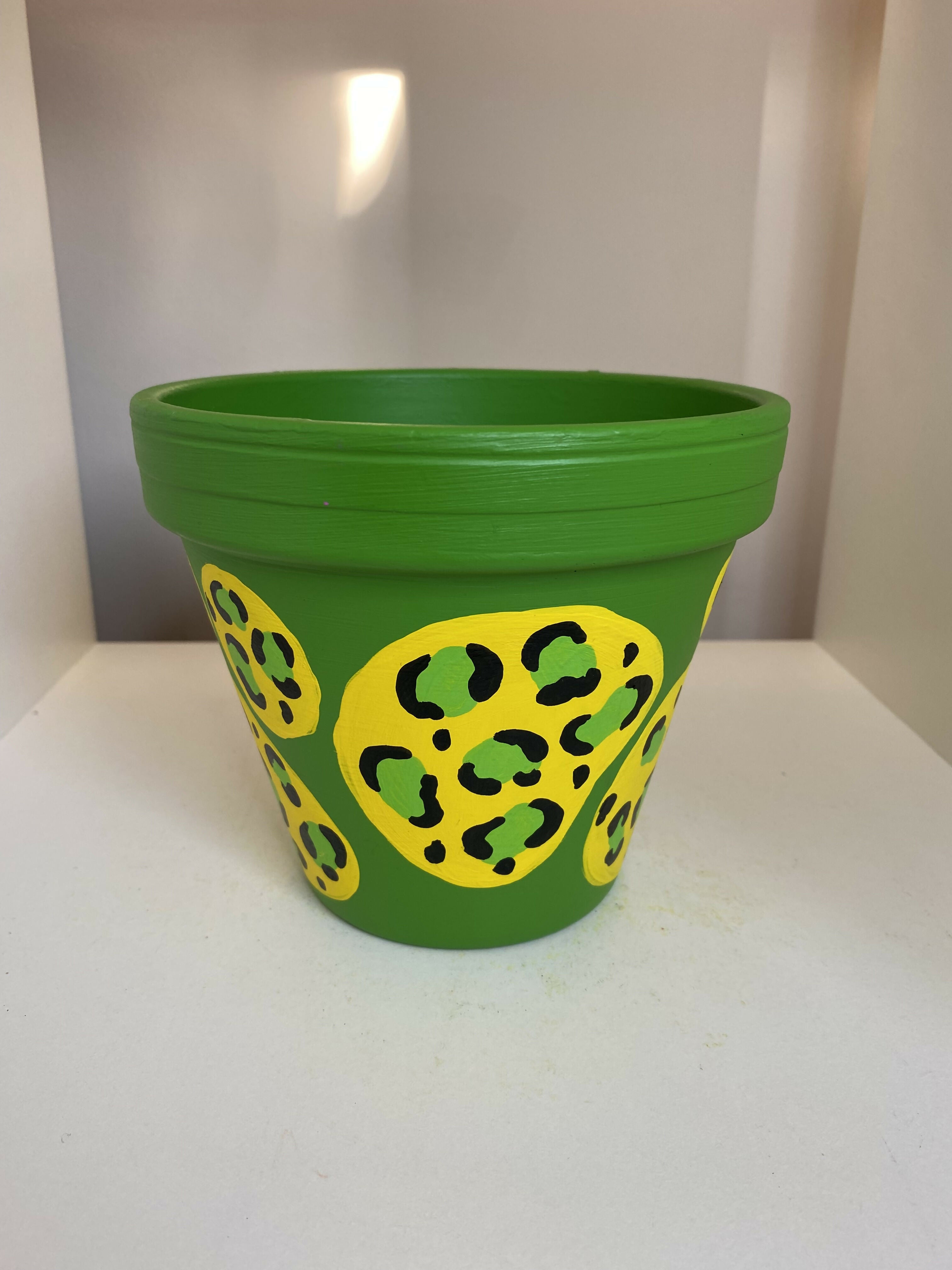 Green Leopard Pot