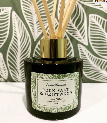 Hand Poured Rock Salt & Driftwood Reed Diffuser