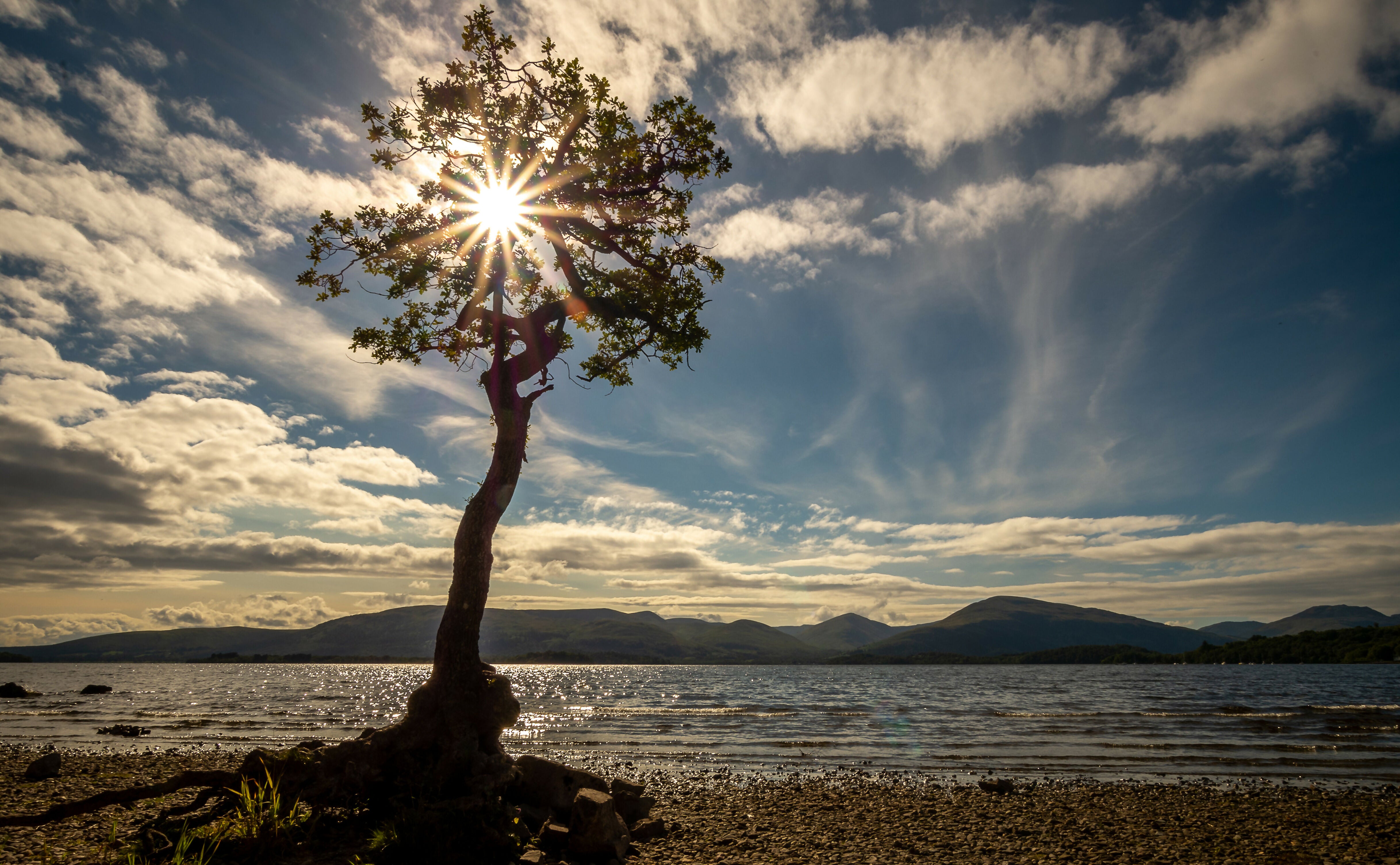 Loch Lomond sunburst (50cm x40cm Frame)