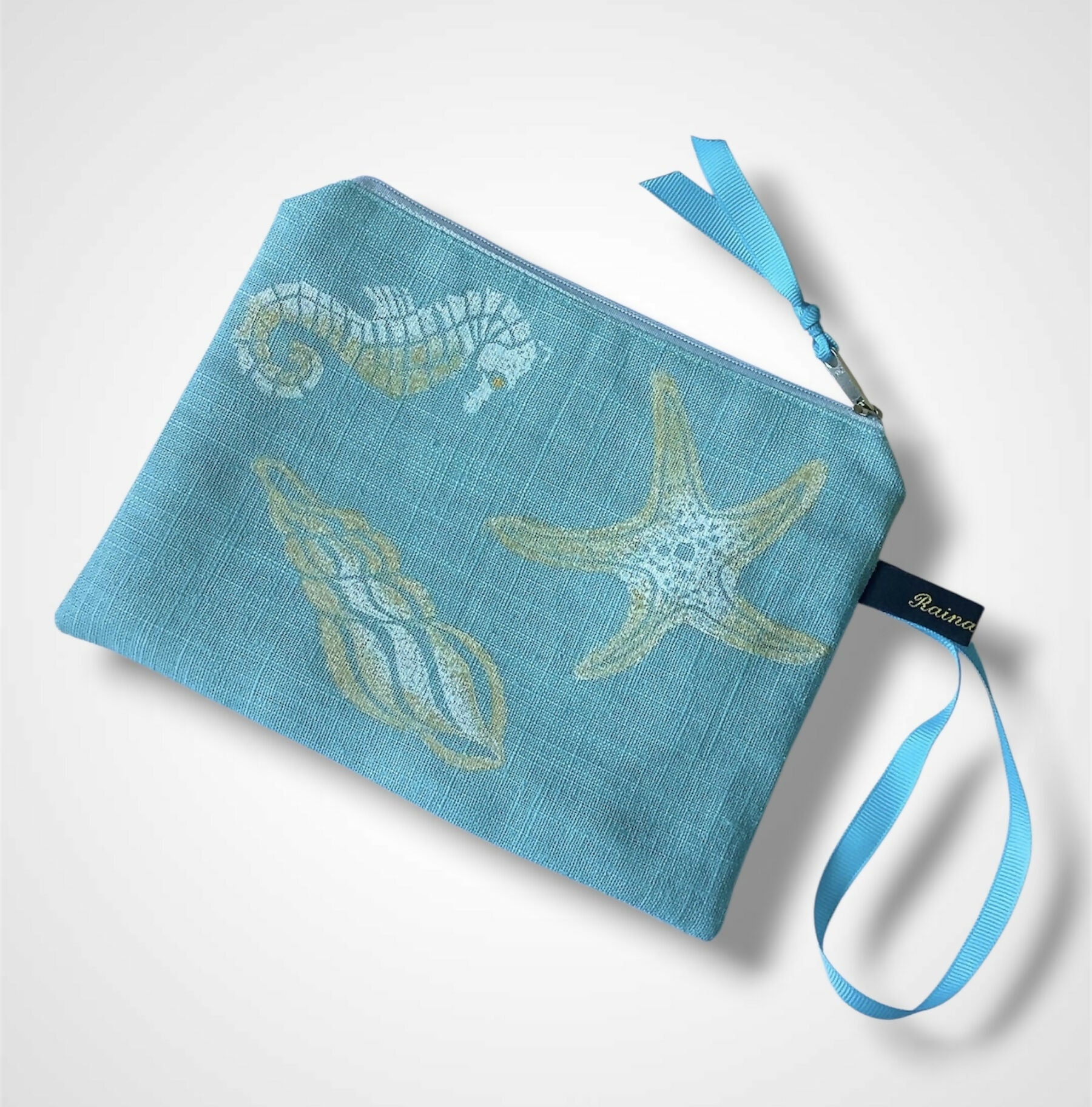 Sky Blue Sea Shells Linen Women’s Zip-Up Pouch