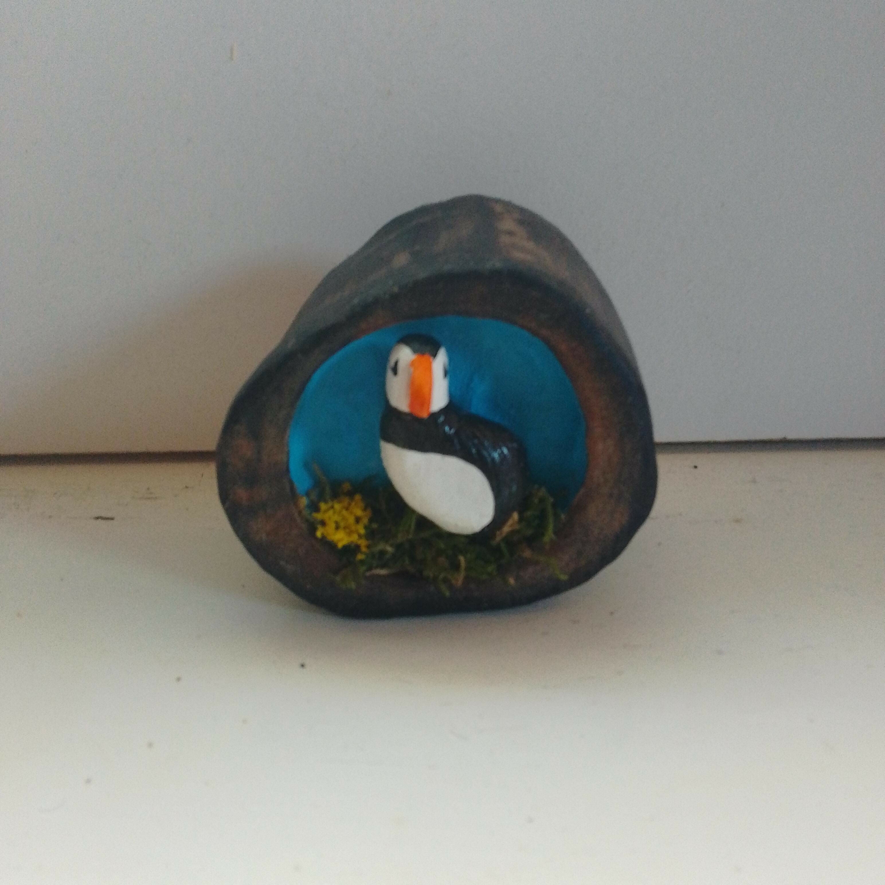 Medium Wood Slice Puffin