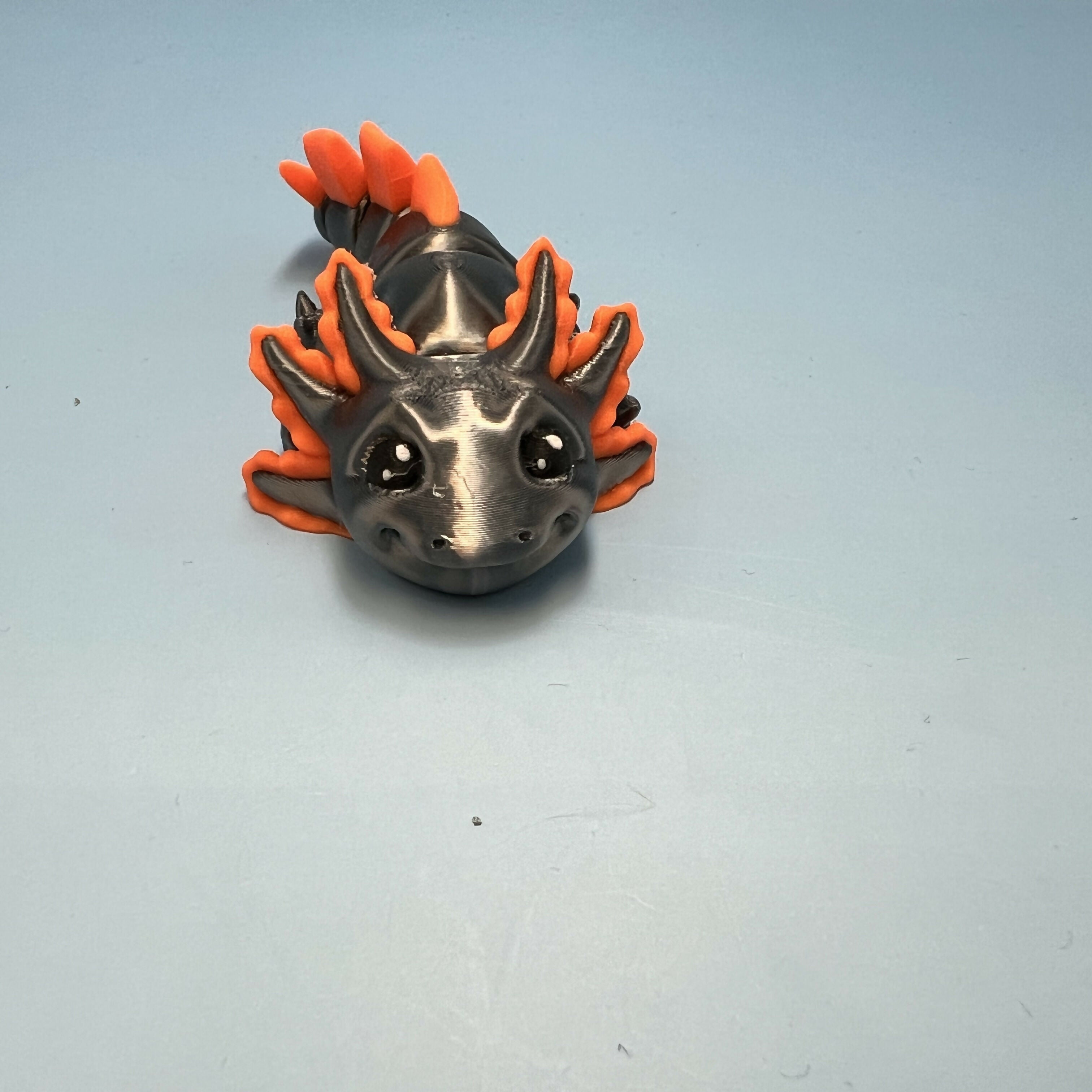 3D Printed SMALL: Articulated Sensory Fidget Animals friends Axolotl (Metalic Black/Orange) 11cm
