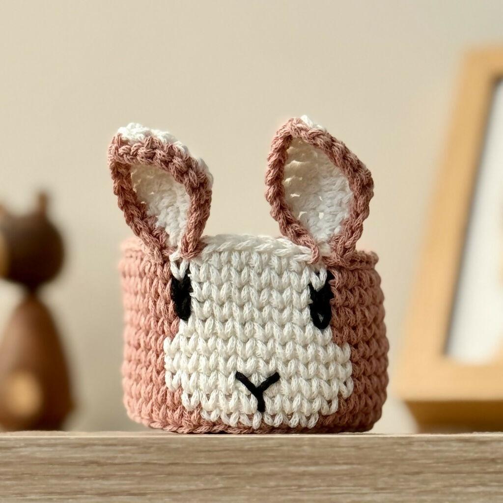 Crochet Petite Rabbit Basket