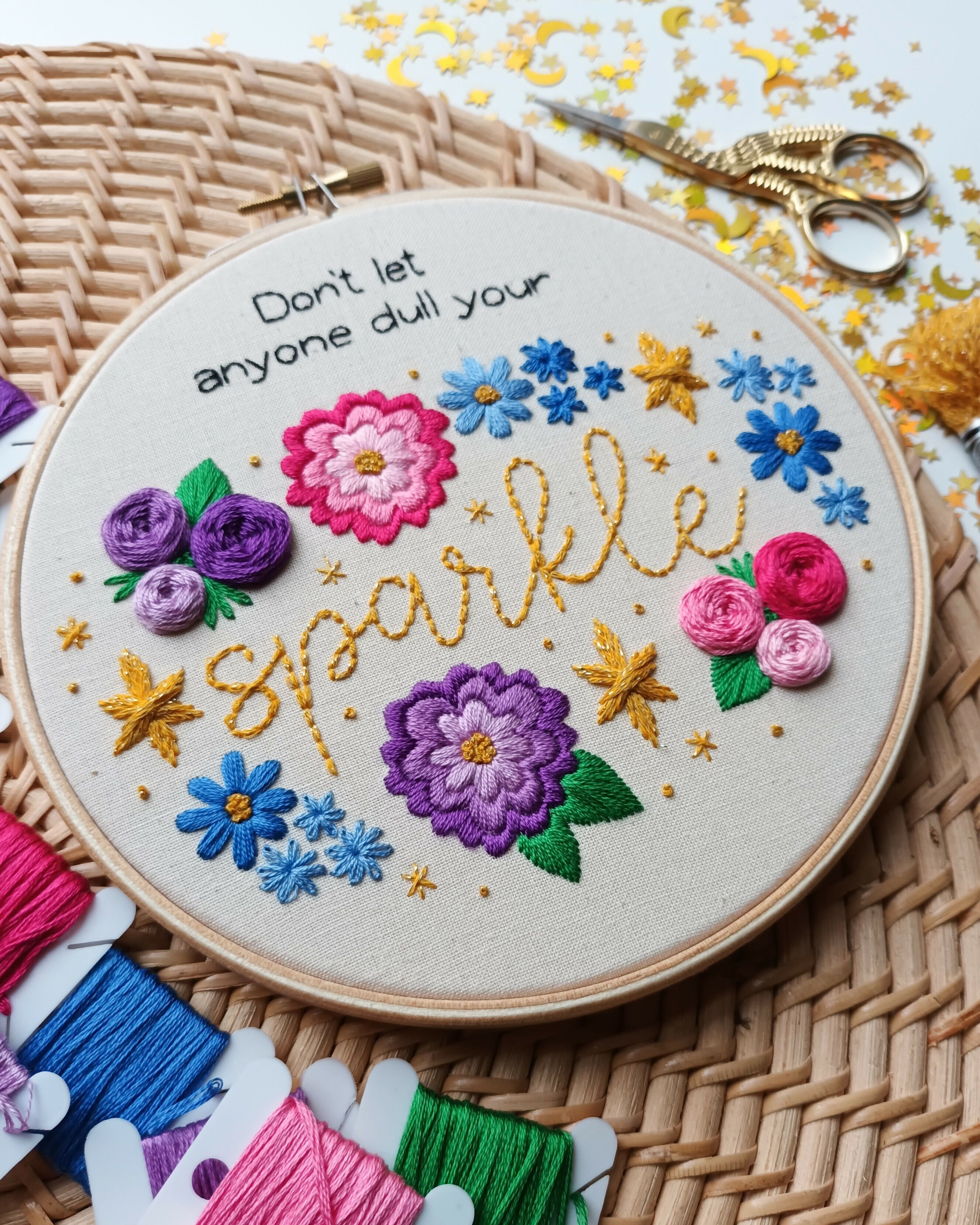 DIY embroidery kit for beginners - Sparkle