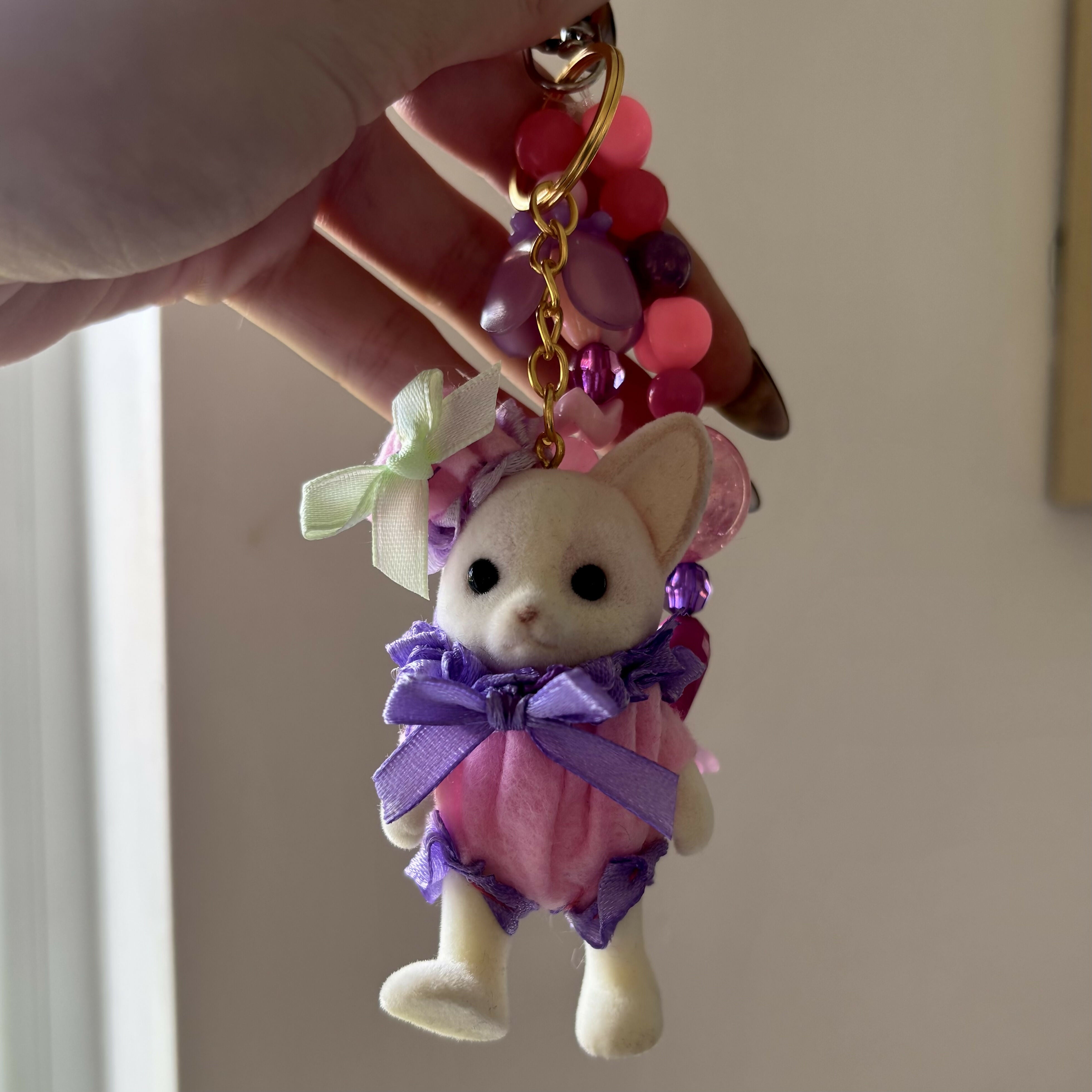 Pink ruffle felt friend keyring