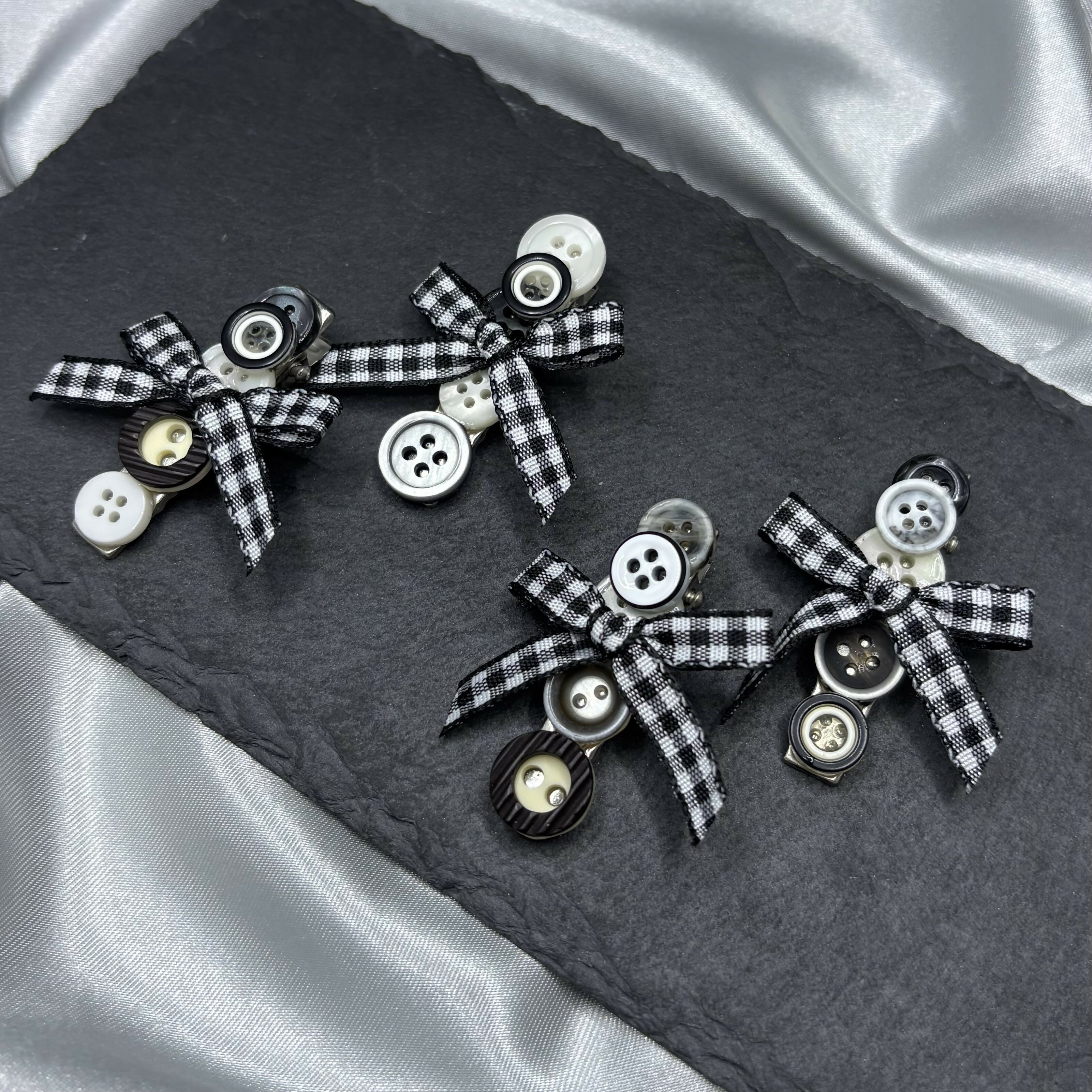 Black and White Button Bow Hairclips