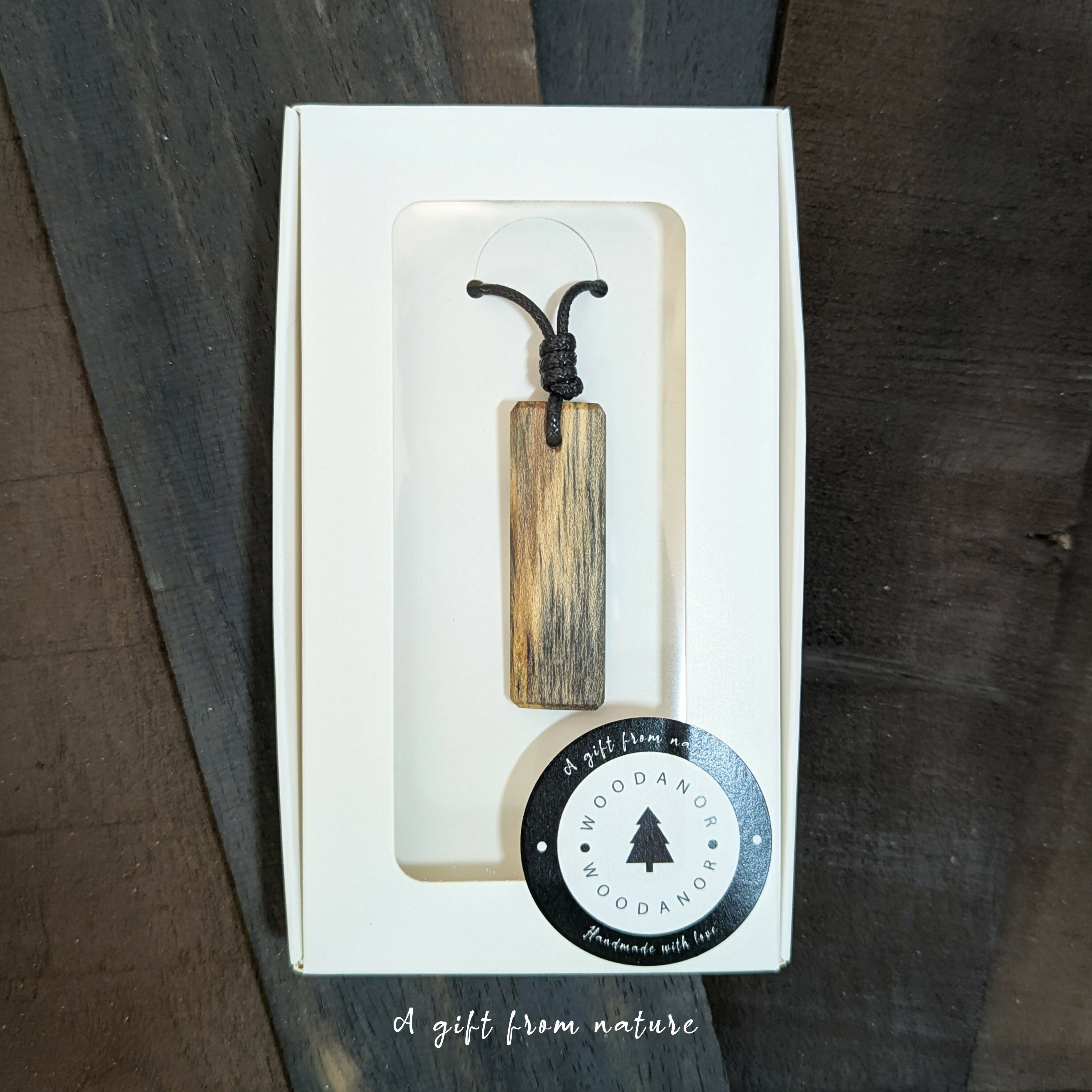 Natural Grain Wood Pendant