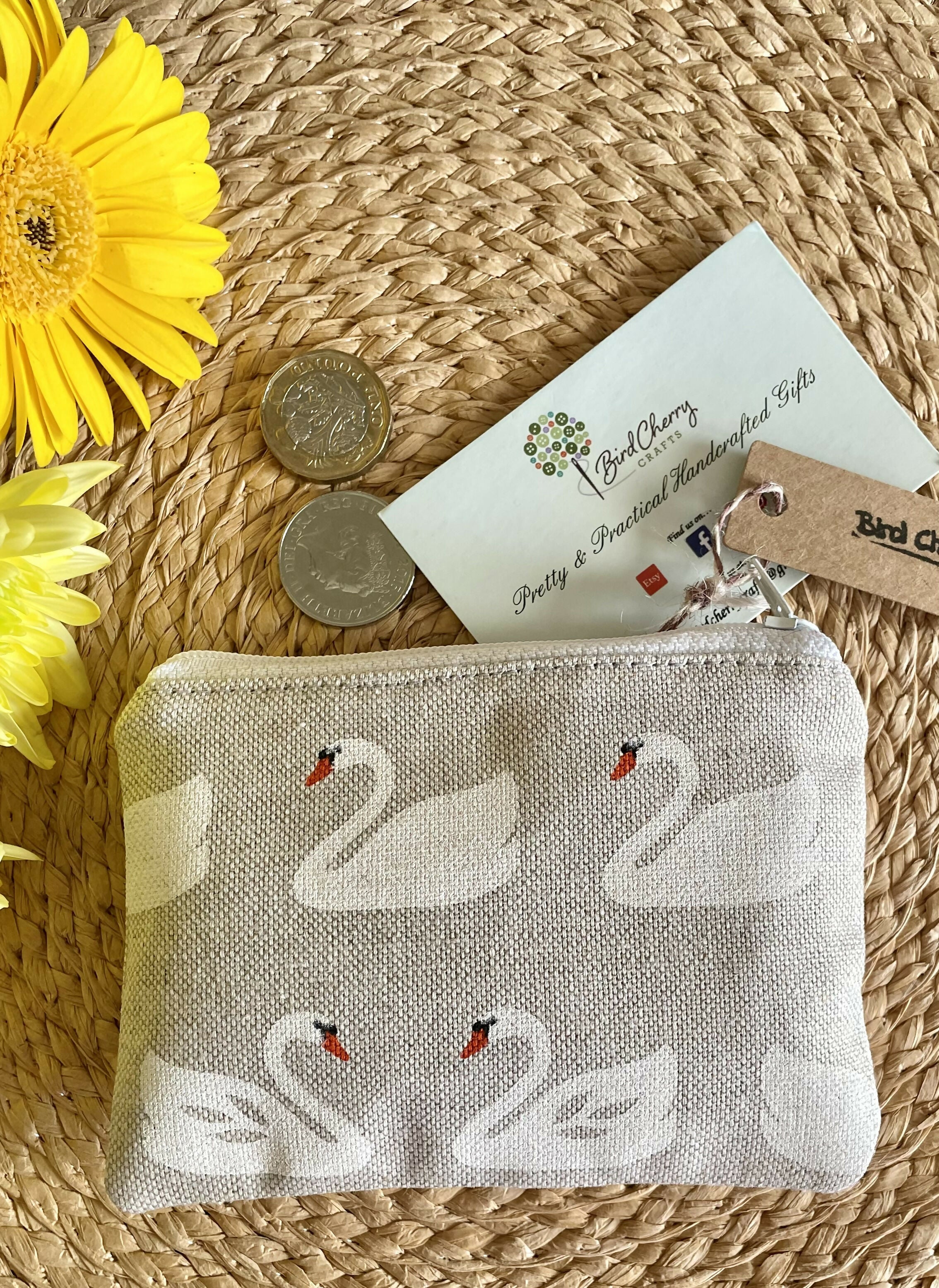 Swan Print Zipped Coin Purse