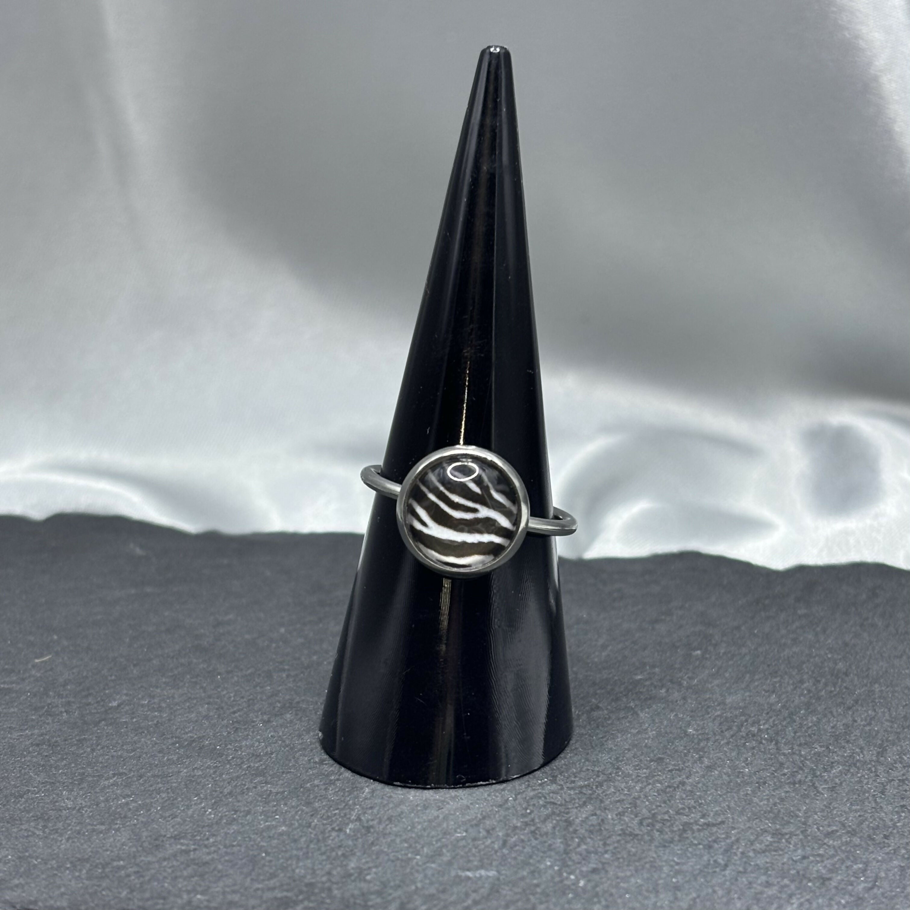 Pattern Silver Ring