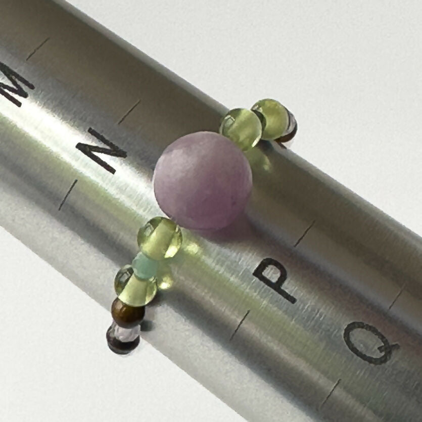 HEALING CRYSTAL STRETCH RING FOR GIVING & RECEIVING LOVE
