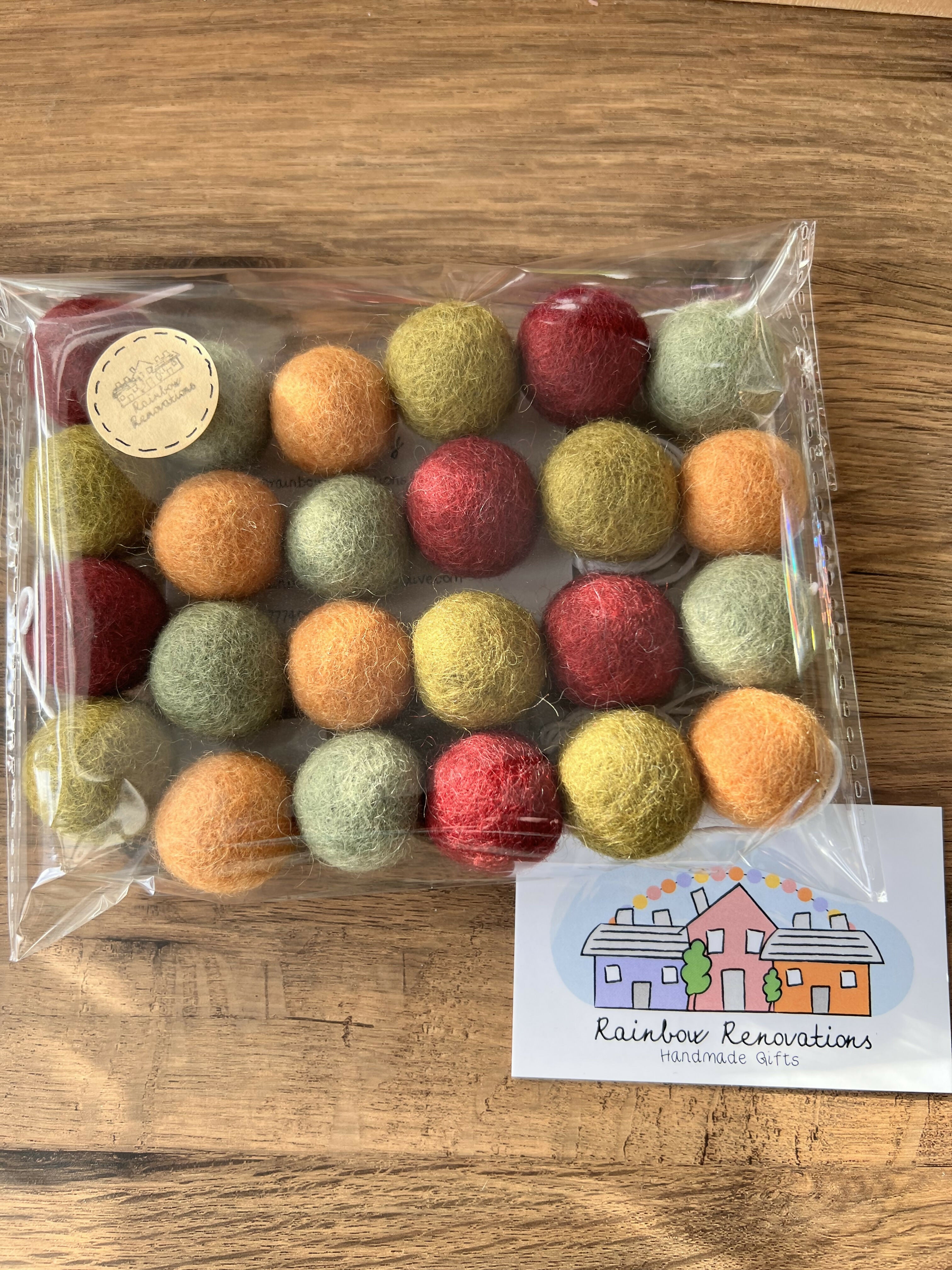 Feltball Garland (24 feltballs)