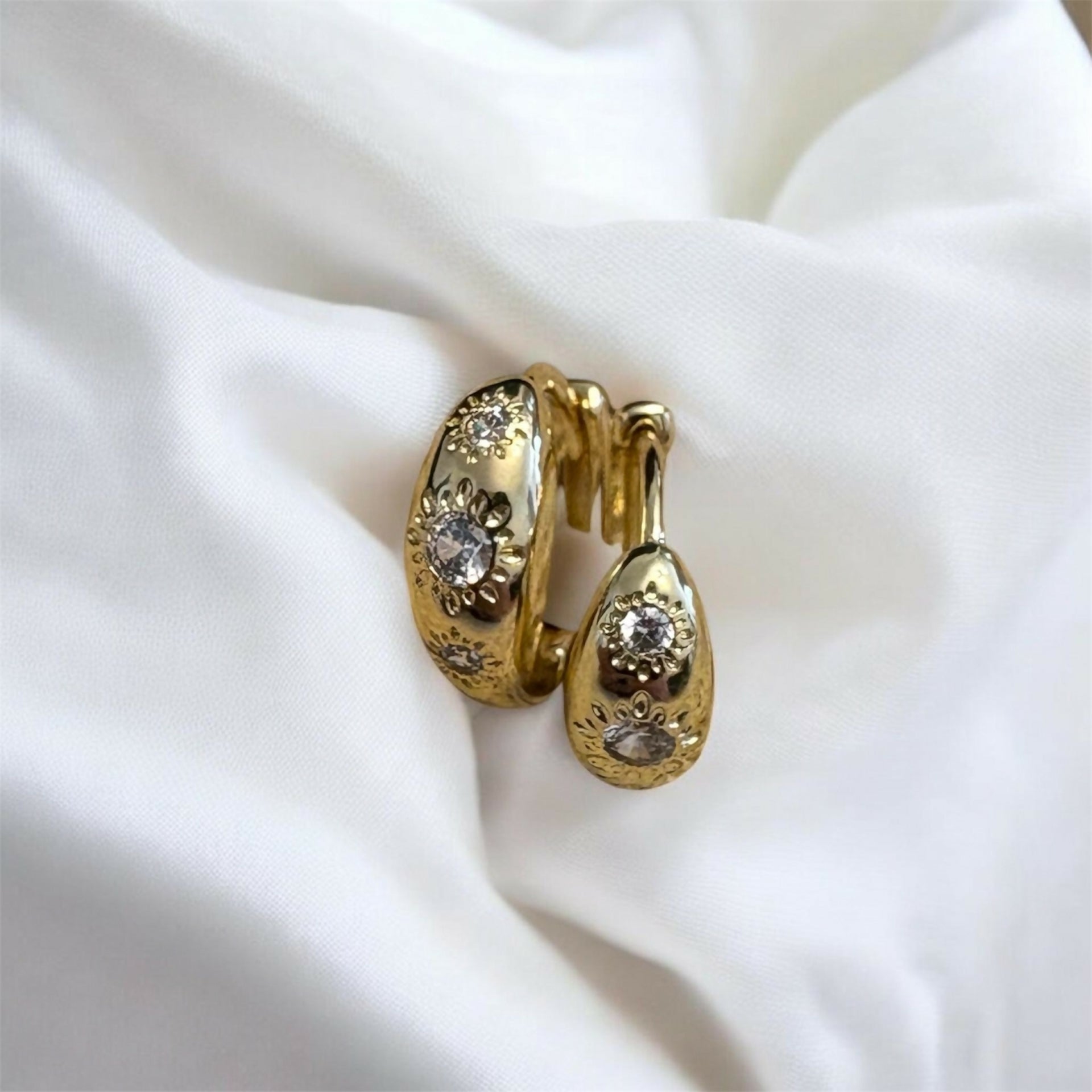 Mismatch Mini Jewel Hoop Earrings