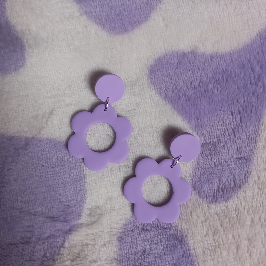 Polymer Clay Daisy Dangle Earrings