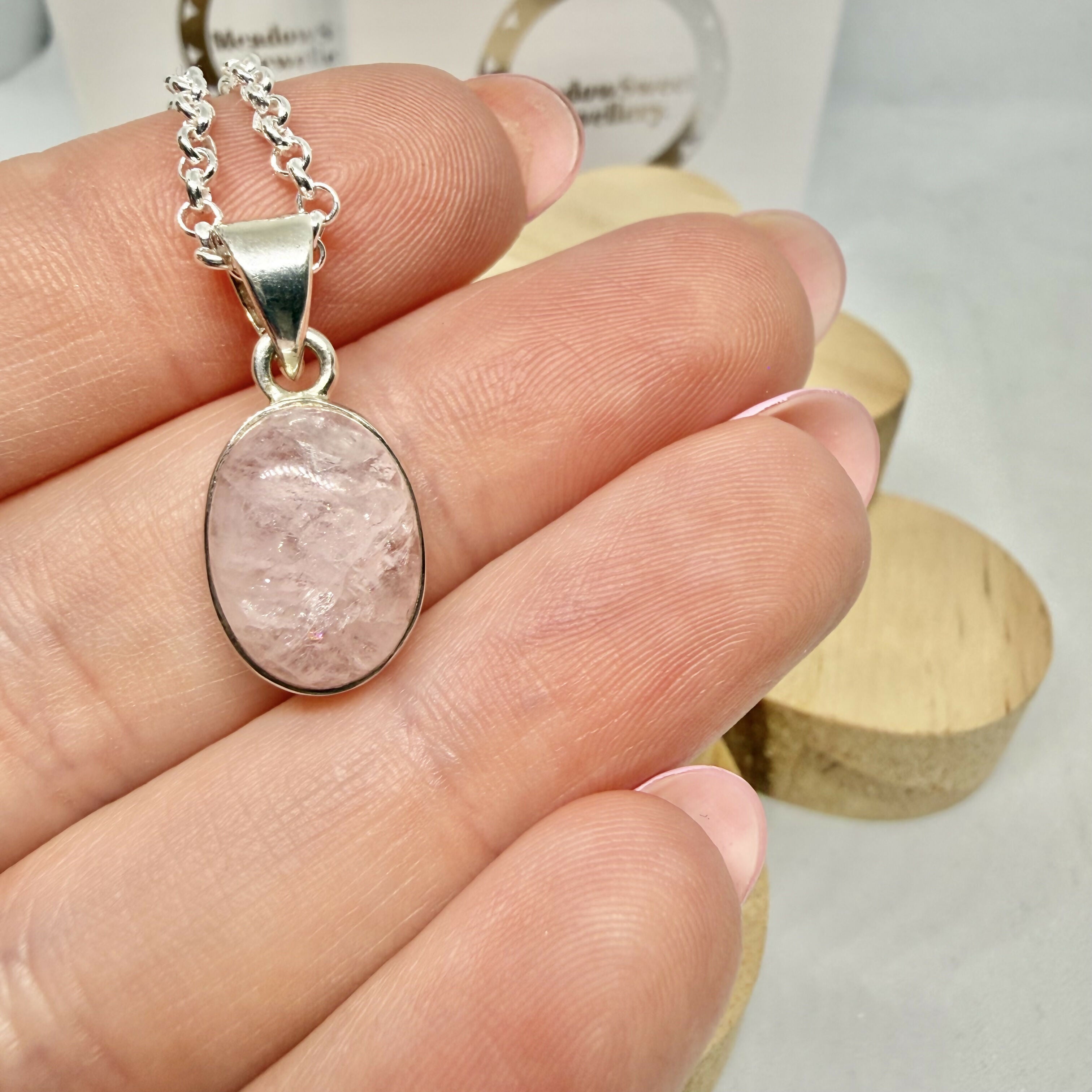 MORGANITE NECKLACE