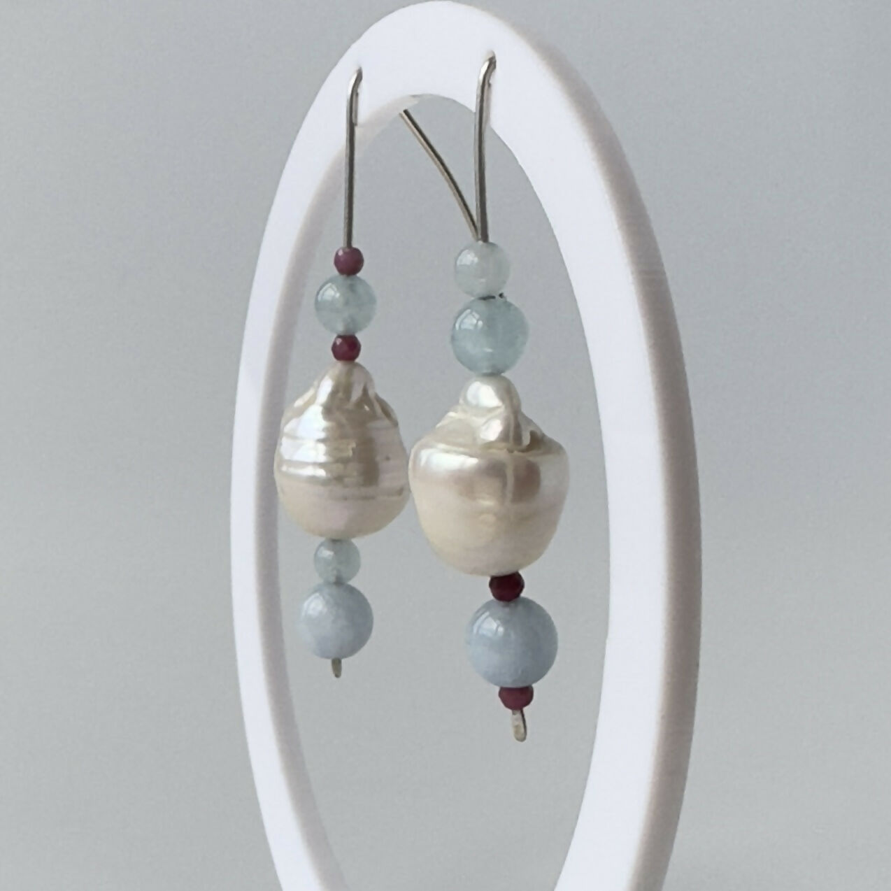 HEALING CRYSTAL & STERLING SILVER EARRINGS WITH BAROQUE PEARLS TO HELP WITH COURAGE