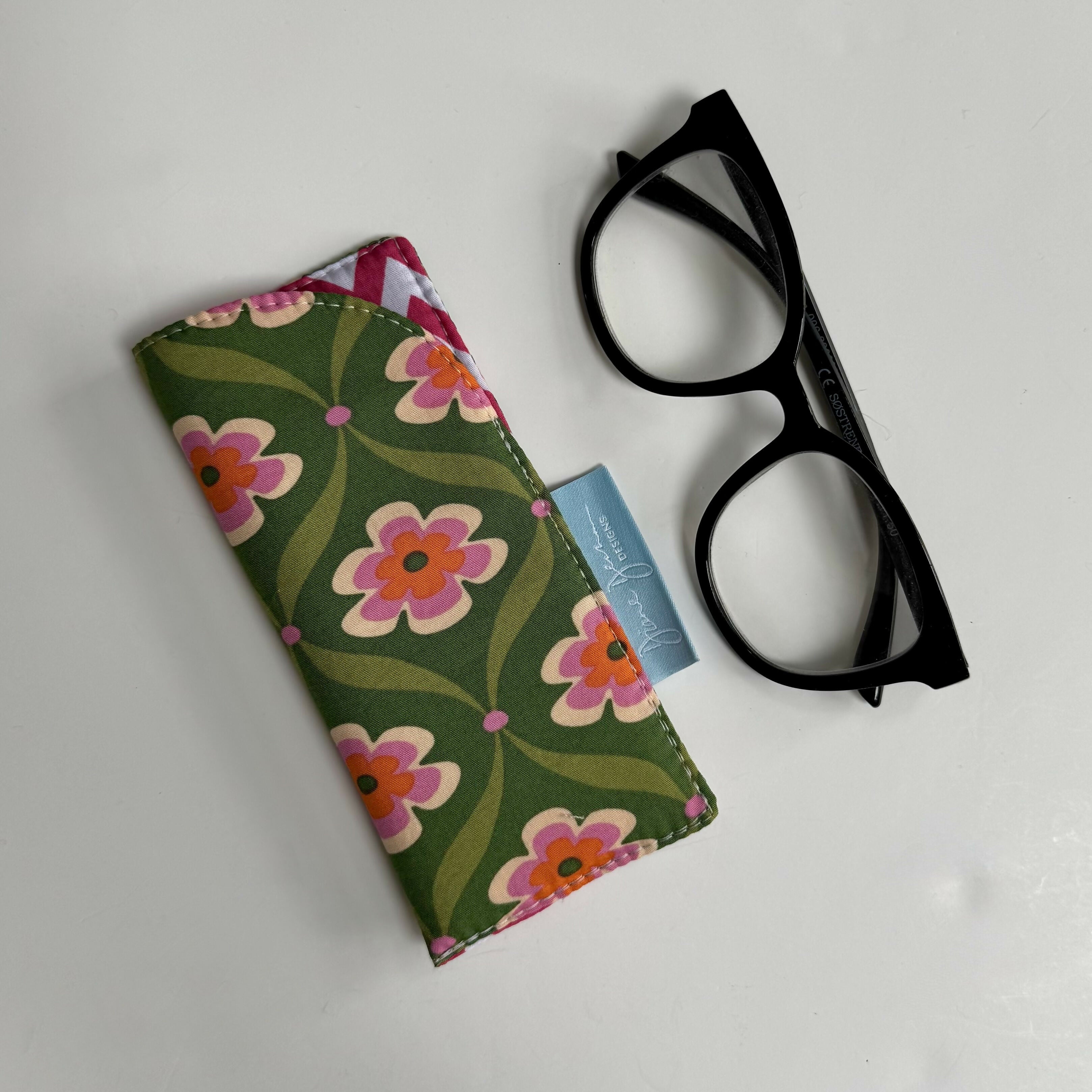 Slip In Glasses Case - Retro Floral