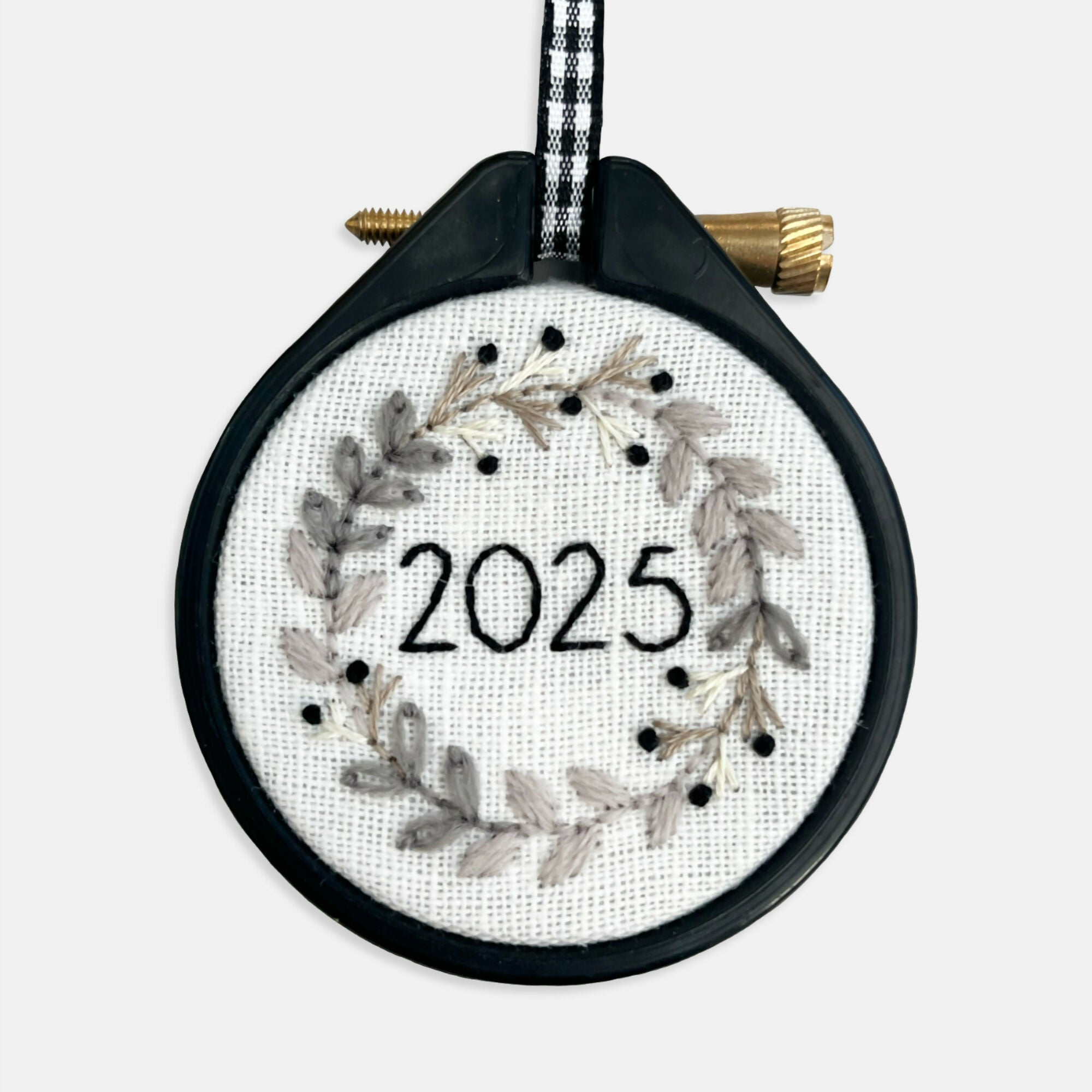 Year Wreath Embroidery Kit