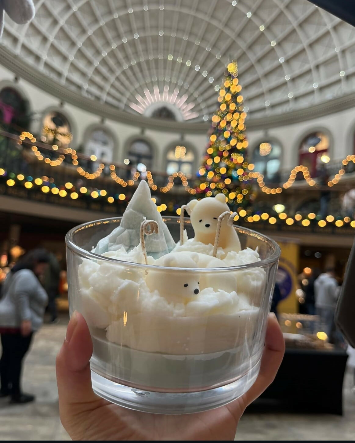 Polar Bear & Iceberg Candle – Pink Jasmine & Orchid 450g