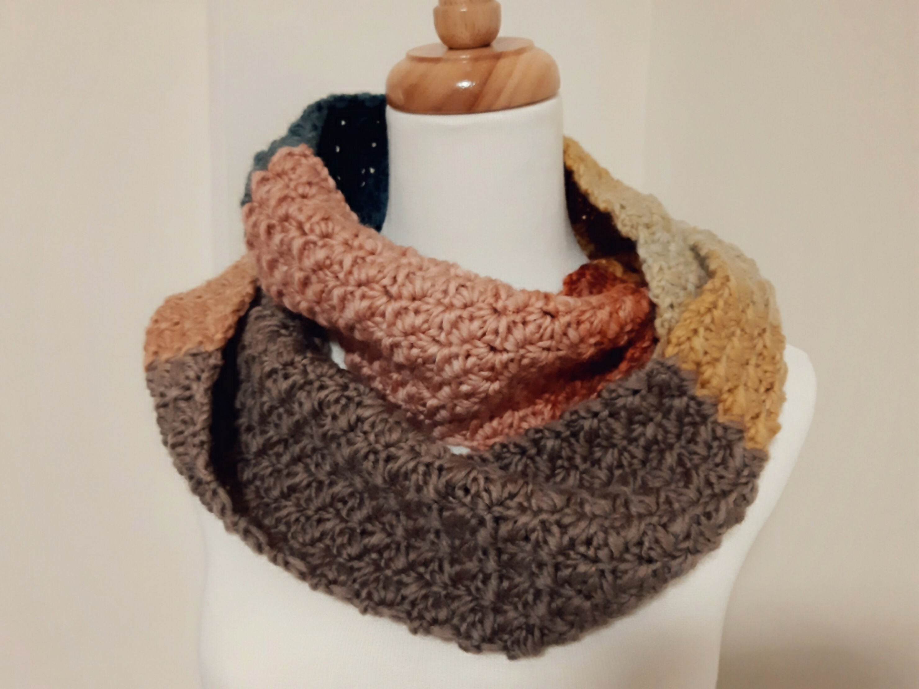 Infinite Scarf - Sweet Earth Tone Colour