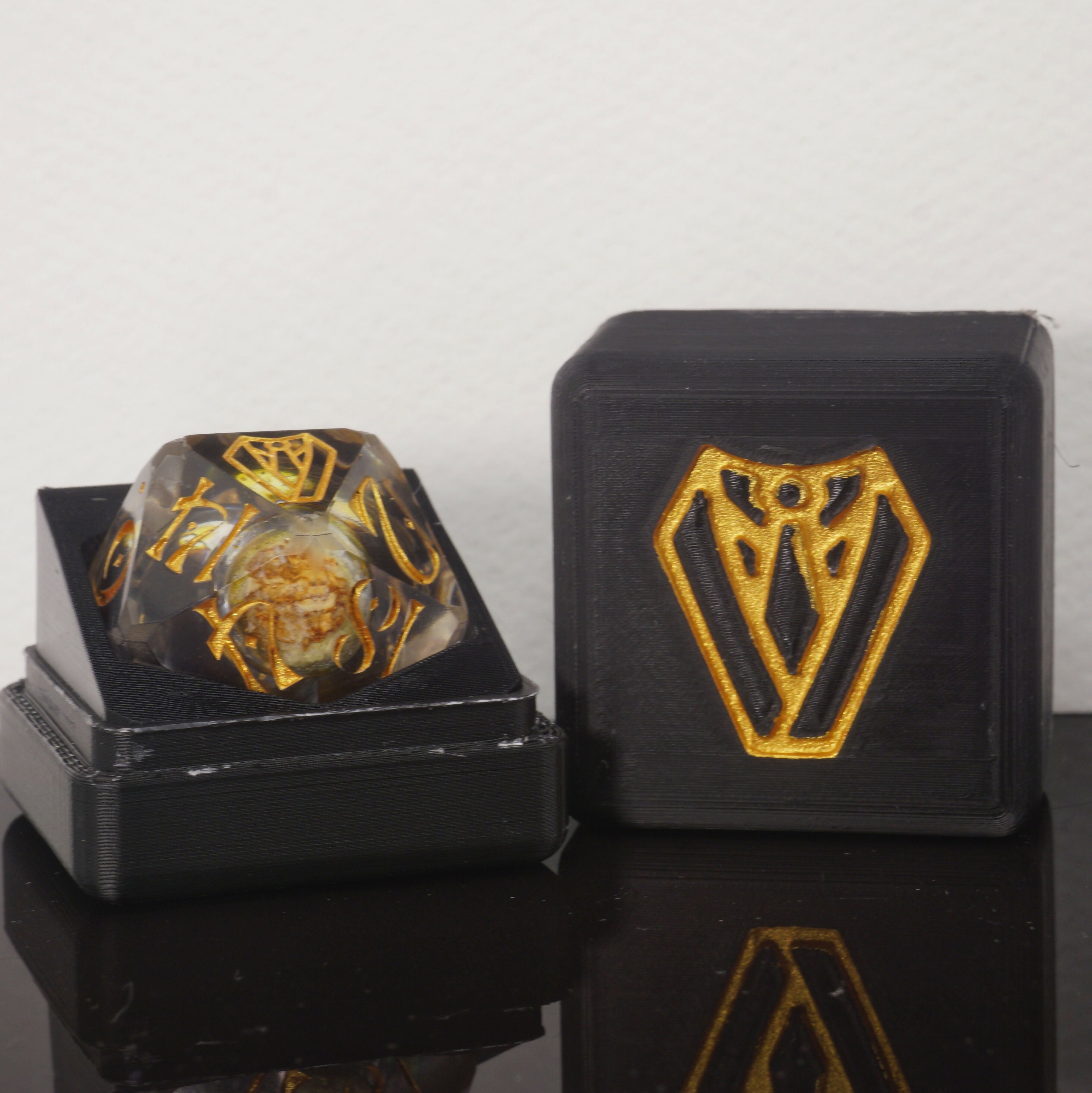 Liquid Core Potion Dice