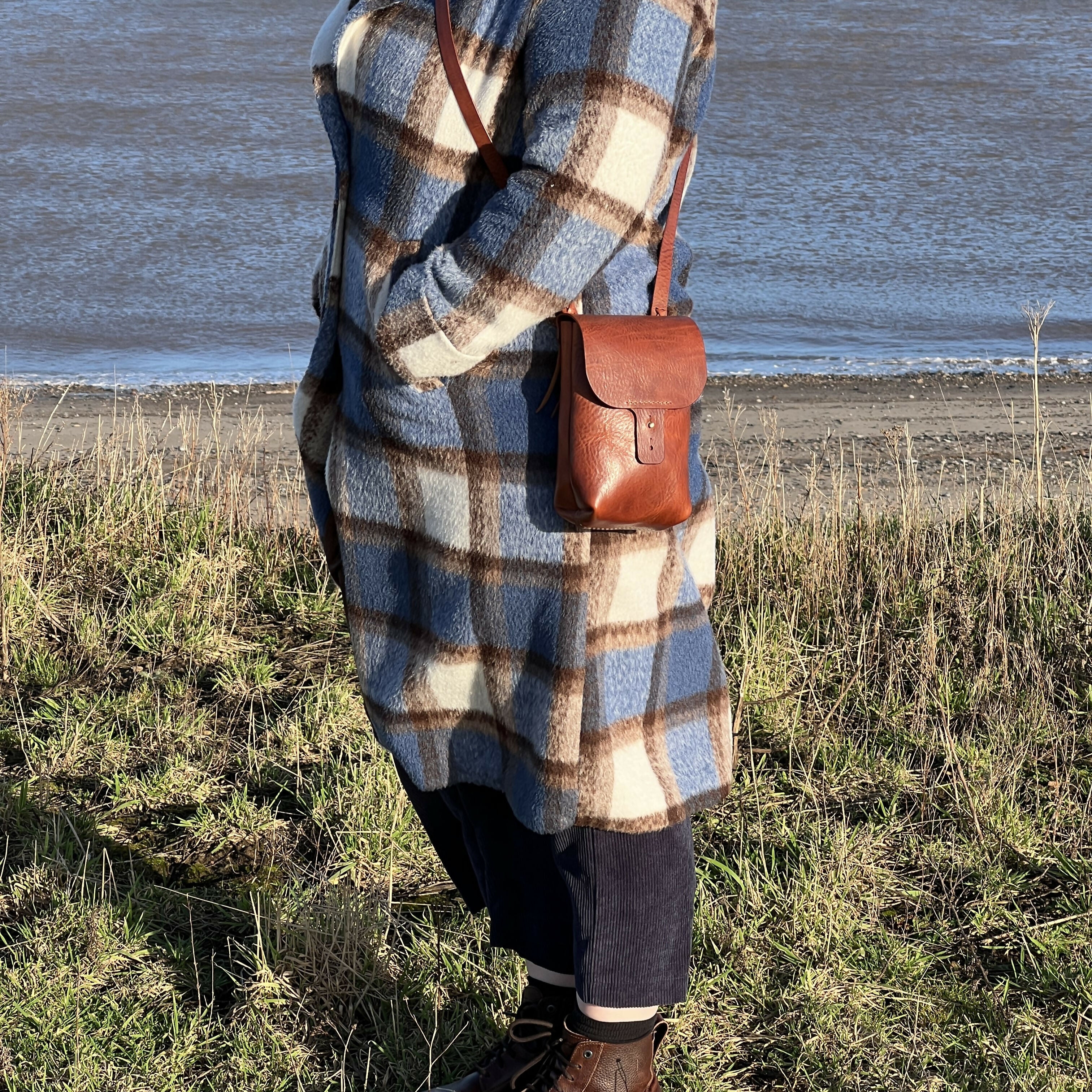 Knot Handmade Italian Leather Cross-body Bag