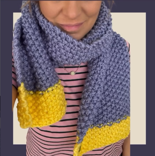 MID-LENGTH COSY CHUNKY 2-COLOUR SCARF - OCEAN BLUE & BRIGHT LEMON