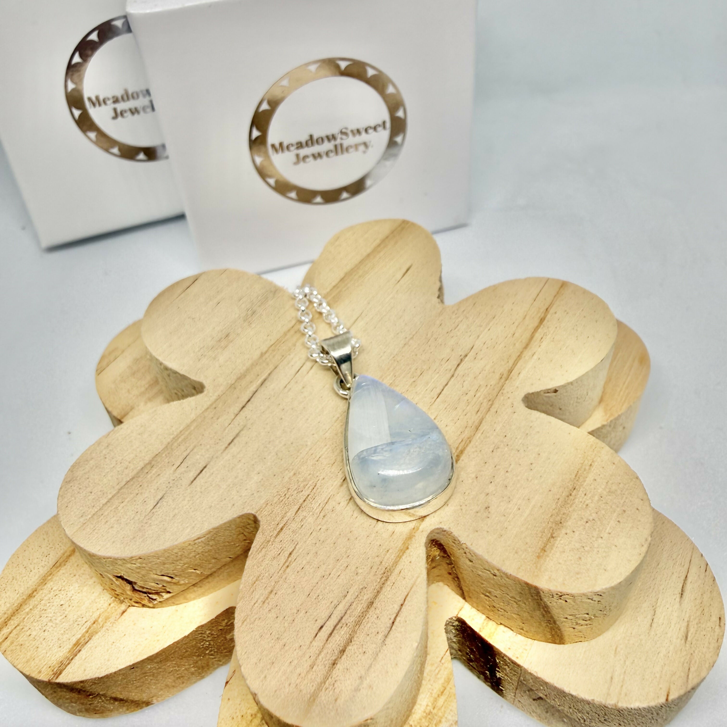 BLUE MOONSTONE NECKLACE