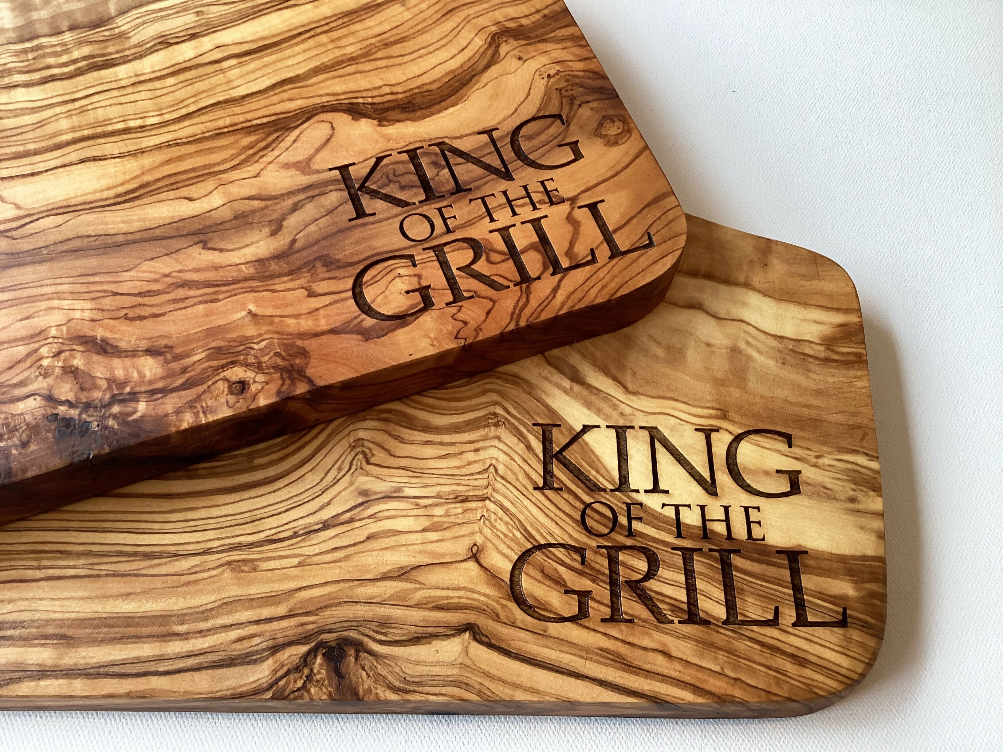Engraved Rustic King Of The Grill Chopping and Charcuterie Board